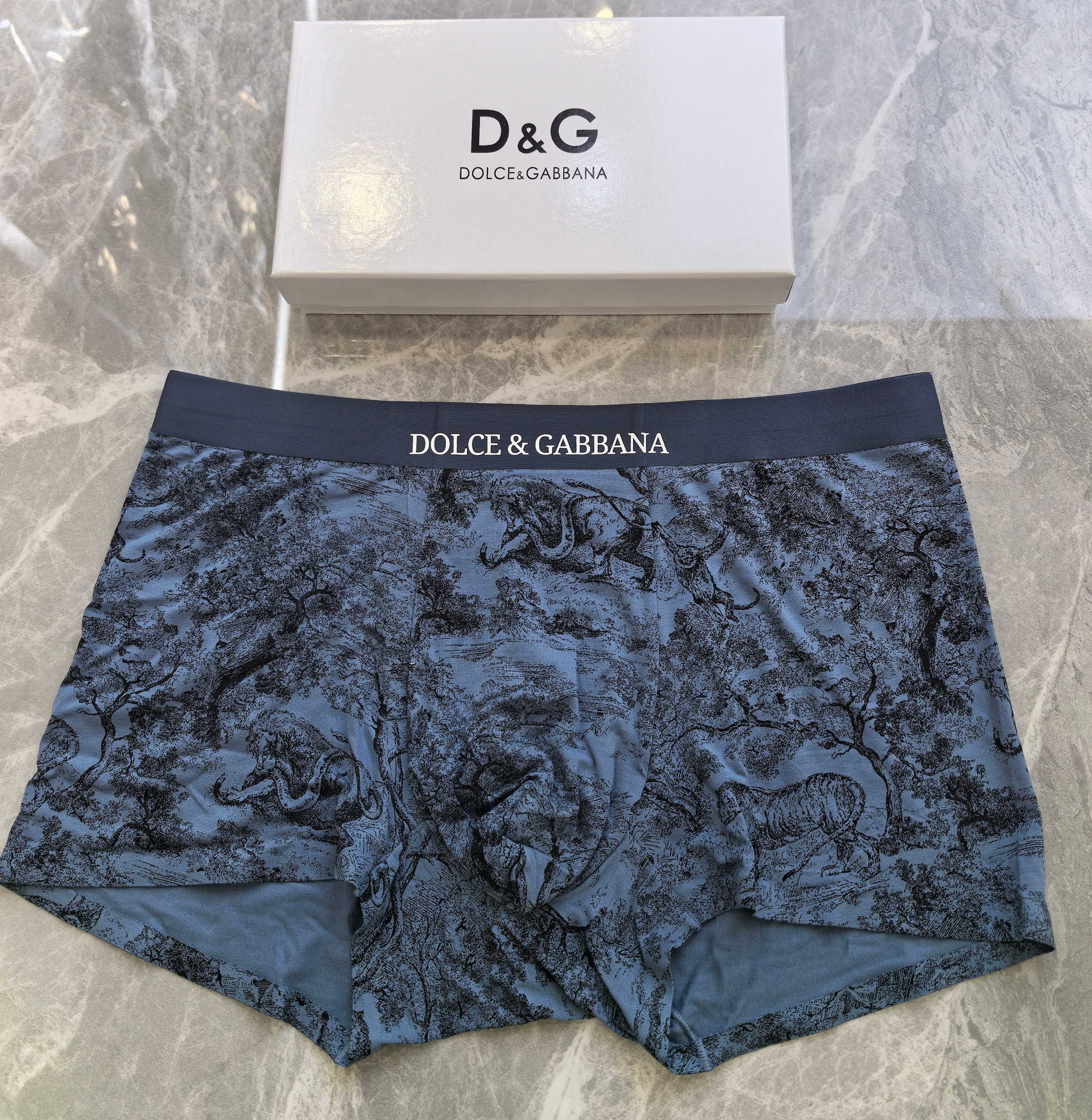  DNG  时尚男士内裤！外贸国外订单，原单品质，无缝切割工艺 科学配 91%莫代尔+9%氨纶，丝滑 透