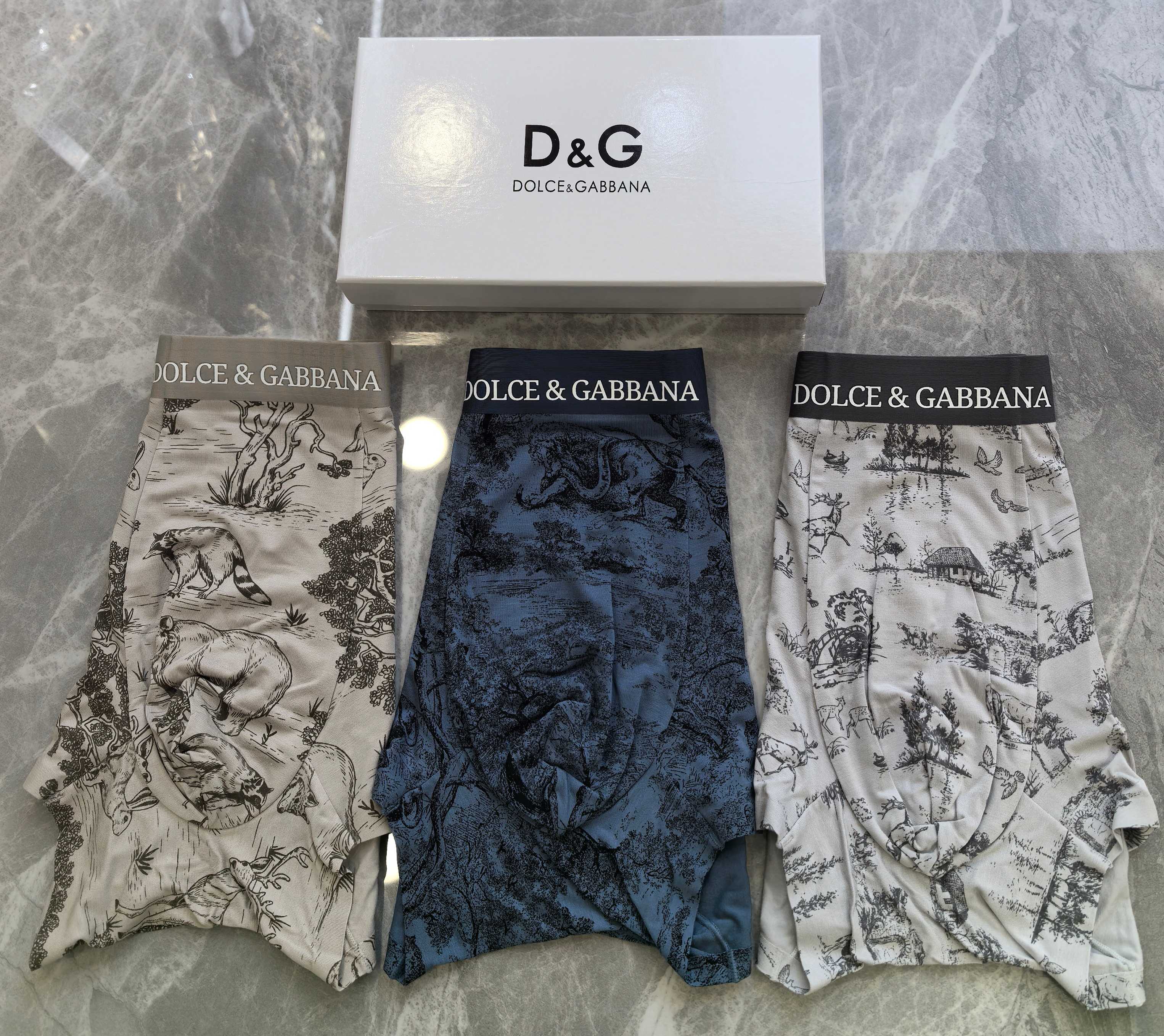  DNG  时尚男士内裤！外贸国外订单，原单品质，无缝切割工艺 科学配 91%莫代尔+9%氨纶，丝滑 透