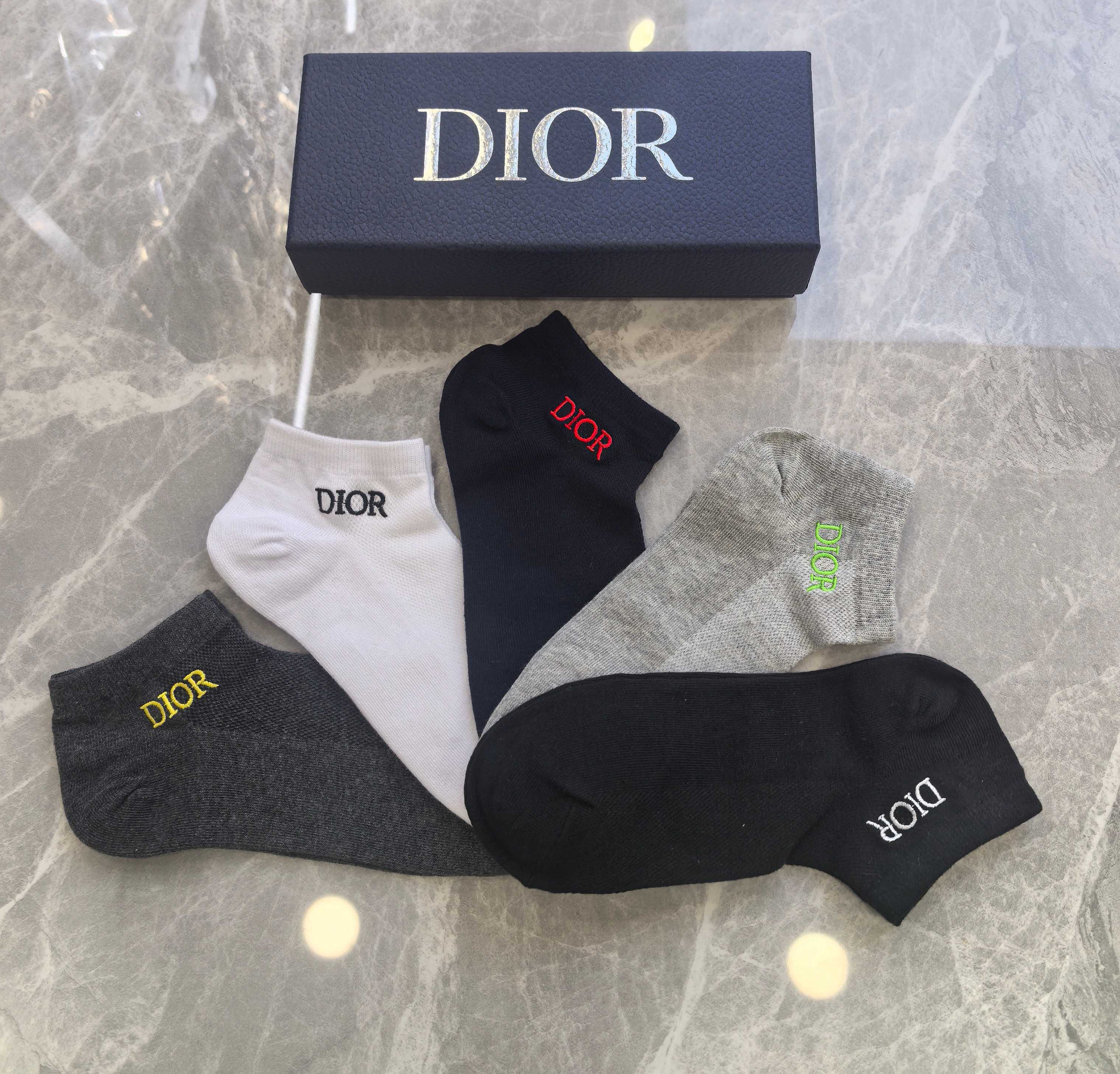 🔥🔥🔥网面 Dior（迪奥）专柜同步款式[得意]机智]纯棉质量、上脚🦶舒适[好的]吸汗透气性强[强][强