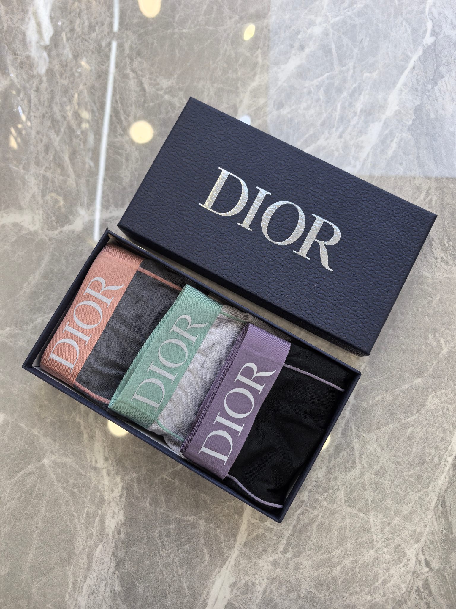  DIOR（迪奥）原单品质！精品盒装男士内裤！外贸国外订单，高品质，锦纶冰丝无痕切割工艺 科学配 82.