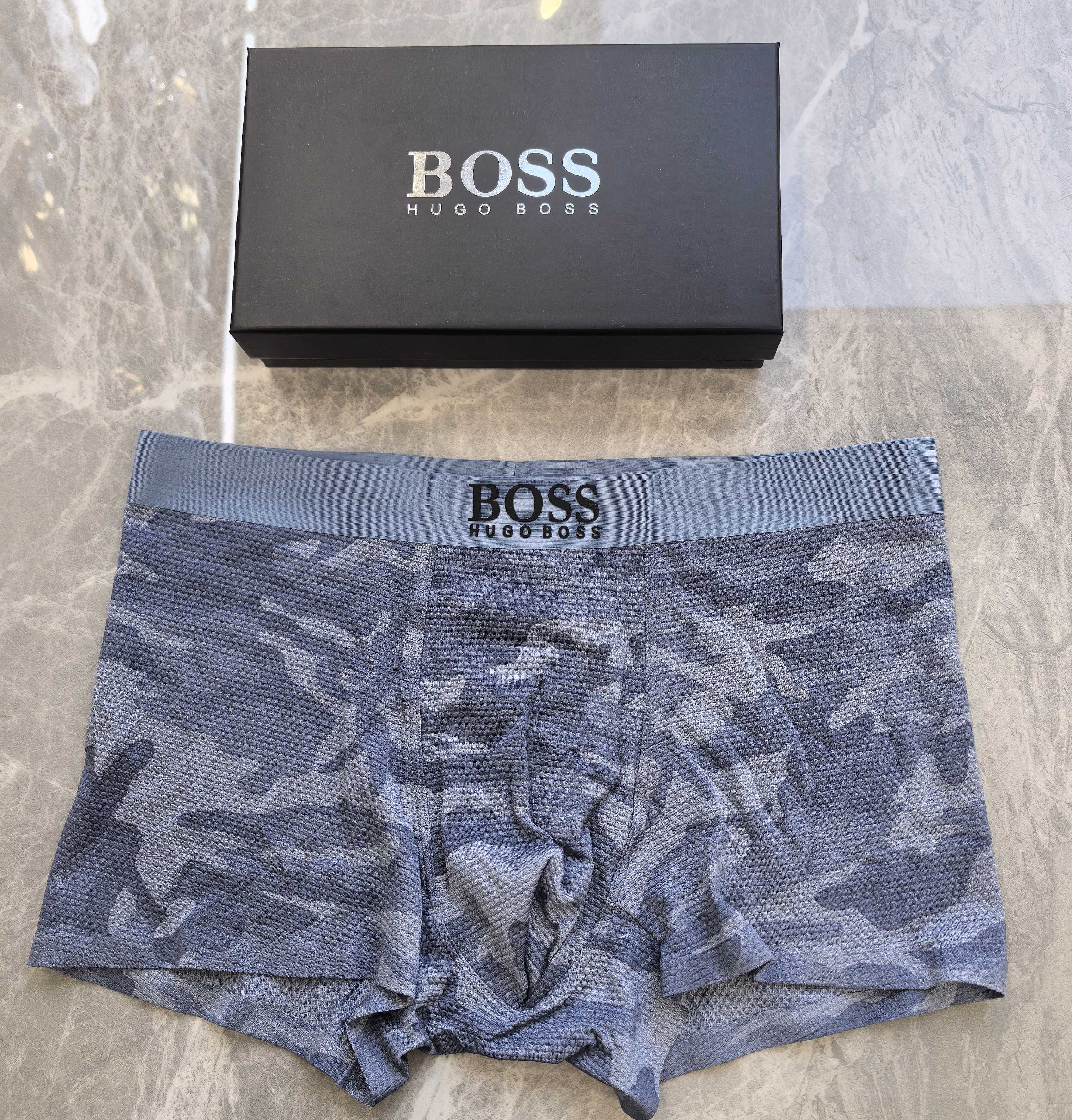  🆕🆕（BOSS）专柜最新款，最新3D滴胶款，绝对的原单品质，全手工切割工艺   专柜订制进口面料。  