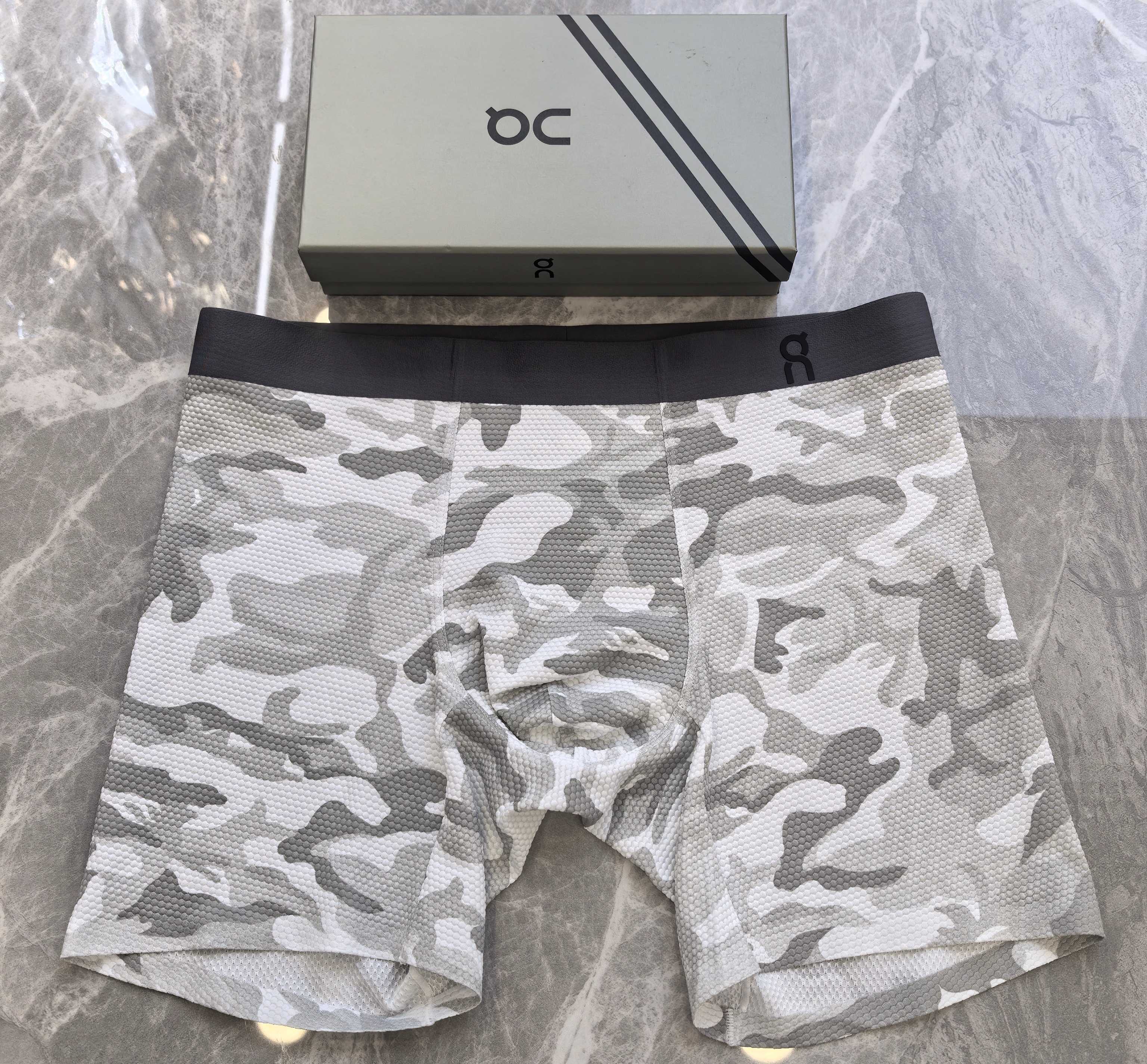 🆕🆕昂跑（QC）专柜最新款，最新3D滴胶款，绝对的原单品质，全手工切割工艺   专柜订制进口面料。  手