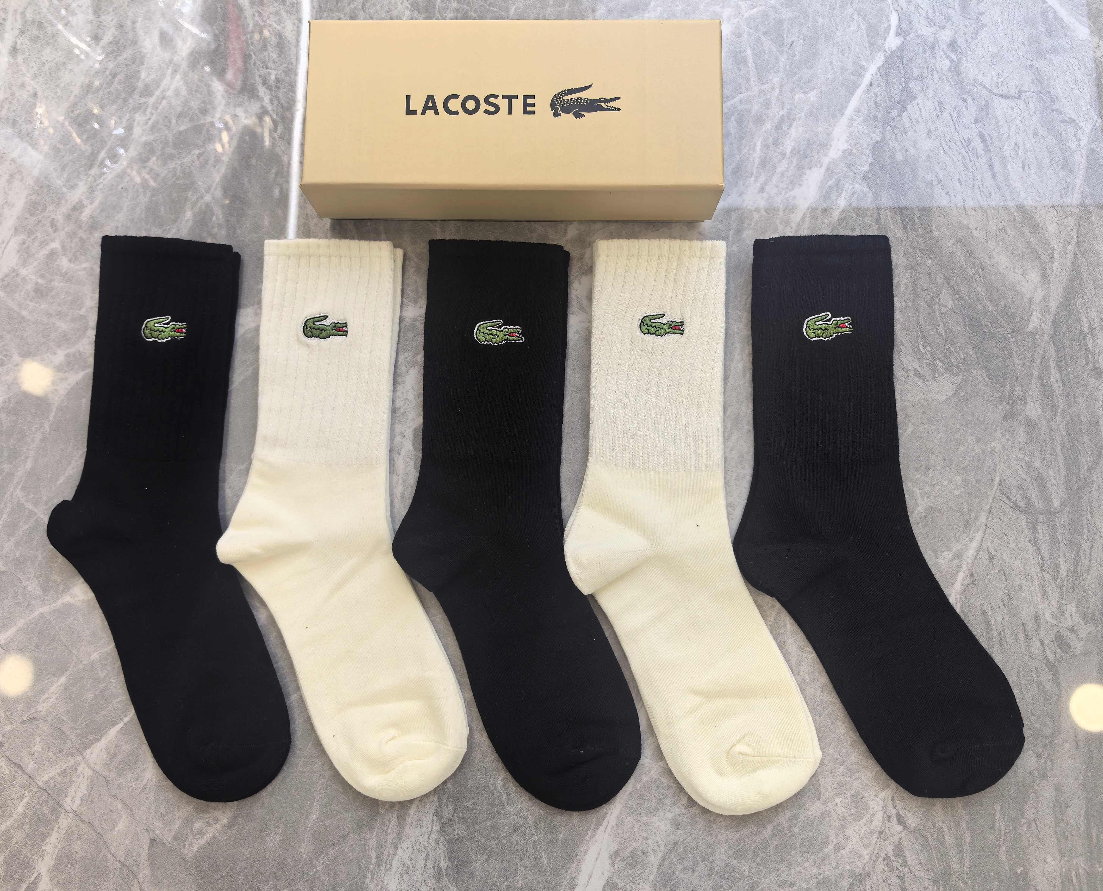 💛配专柜包装LACOSTE（鳄鱼）新款羊绒中长款堆堆袜袜子！一盒五双，专柜同步筒袜袜子，💛大牌出街，潮人