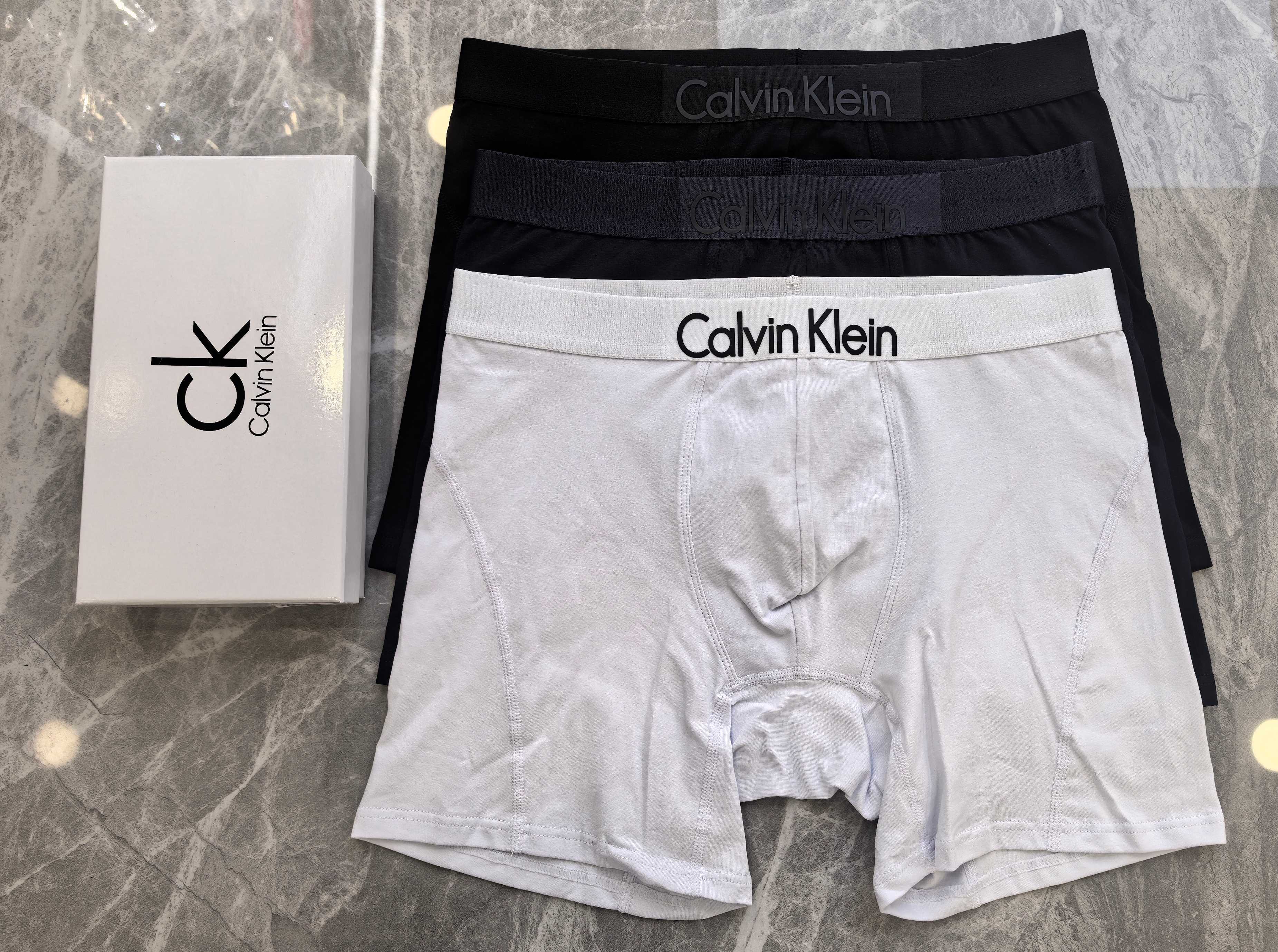 P80 加长版系列：CaIvin KIein（CK）％95棉，码数：L、XL、XXL，3XL码数偏大、一盒三条，