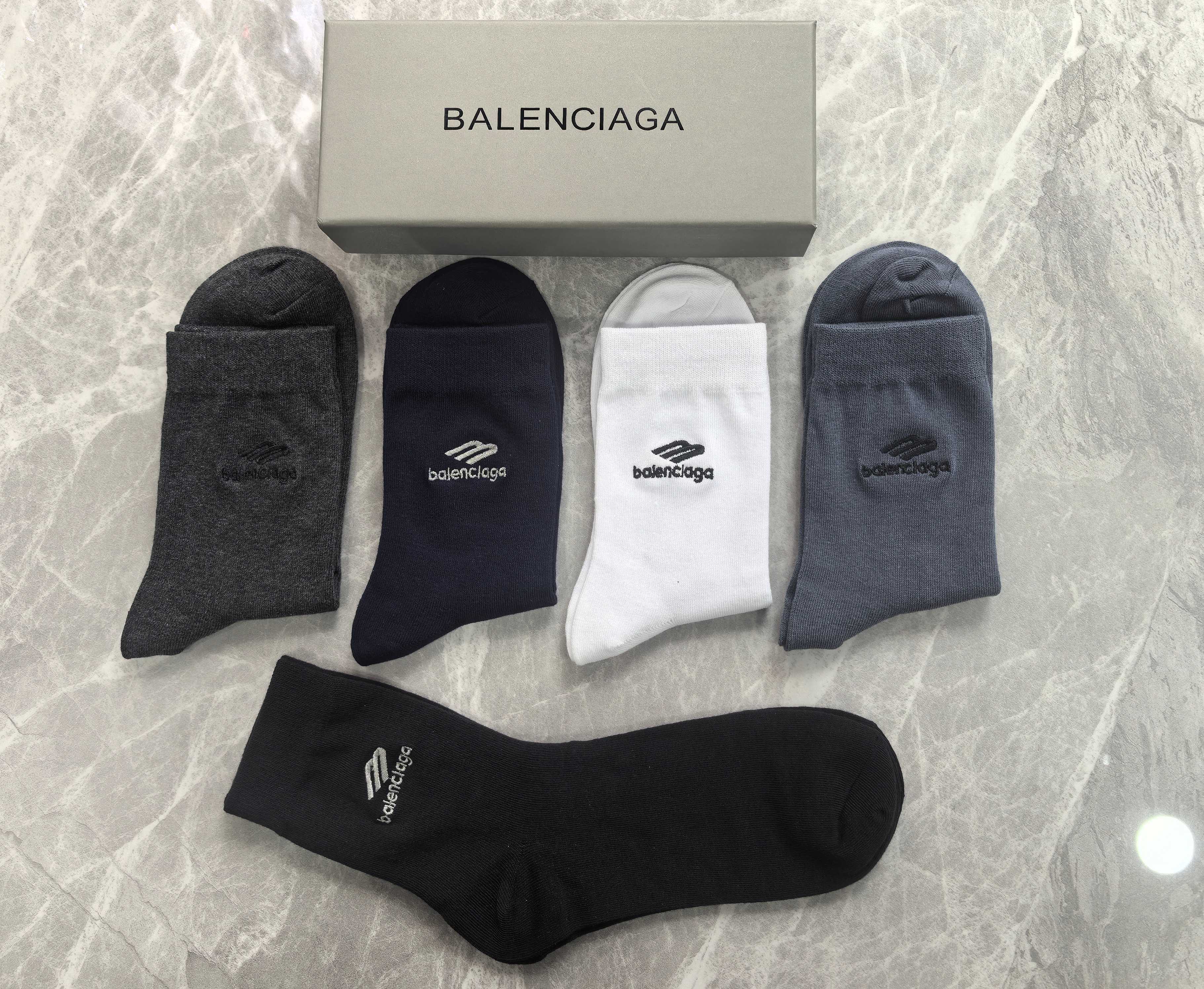 Balenciaga (Balenciaga) diseño simple [fuerte] [fuerte] algodón puro de calidad, cómodo y transpirable [fuerte] caja de…