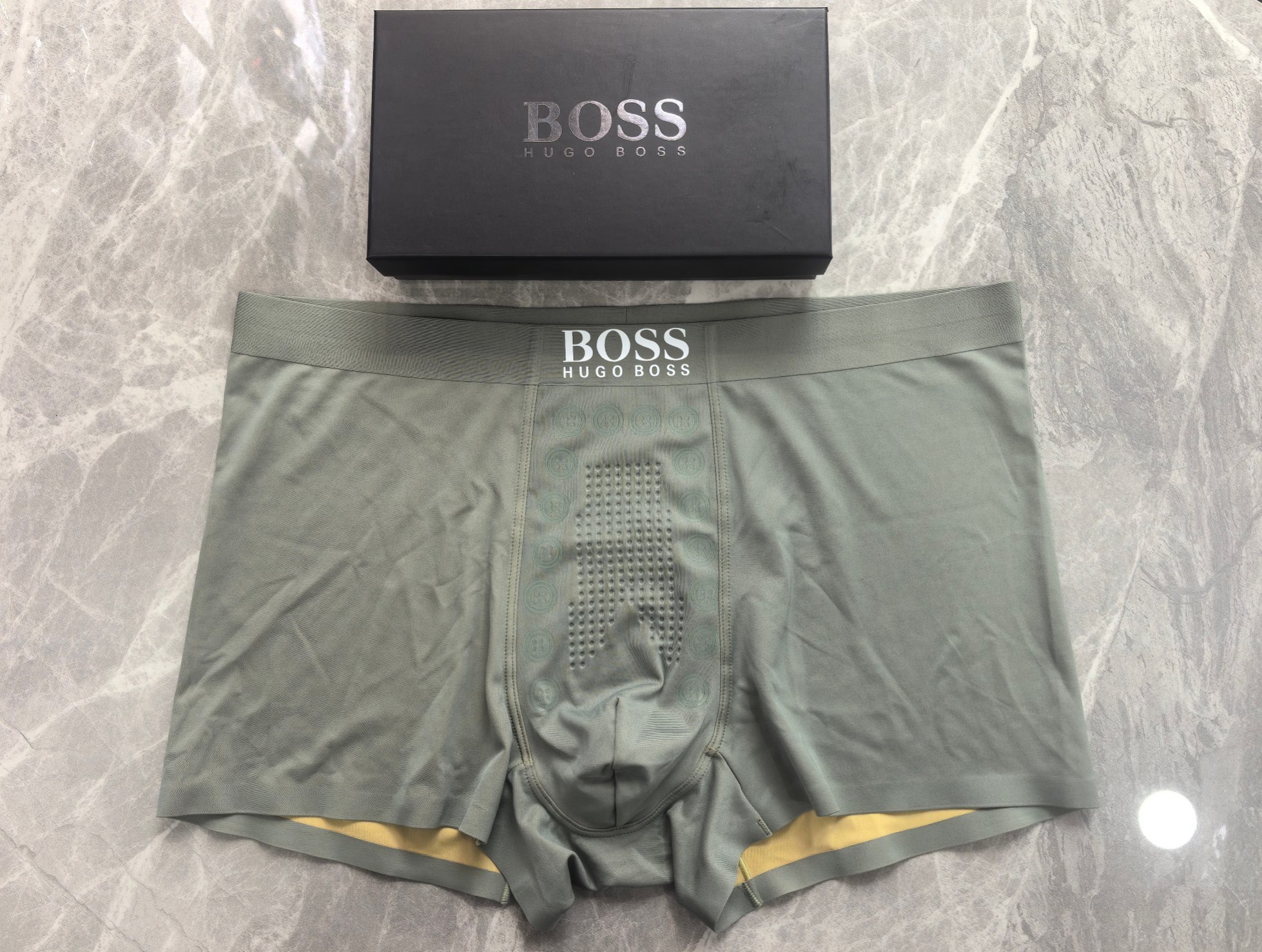 新品！BOSS、3D工艺。原单品质，时尚潮男新品 锦纶冰丝无缝切割工艺 科学配 76%锦纶+24%氨纶，