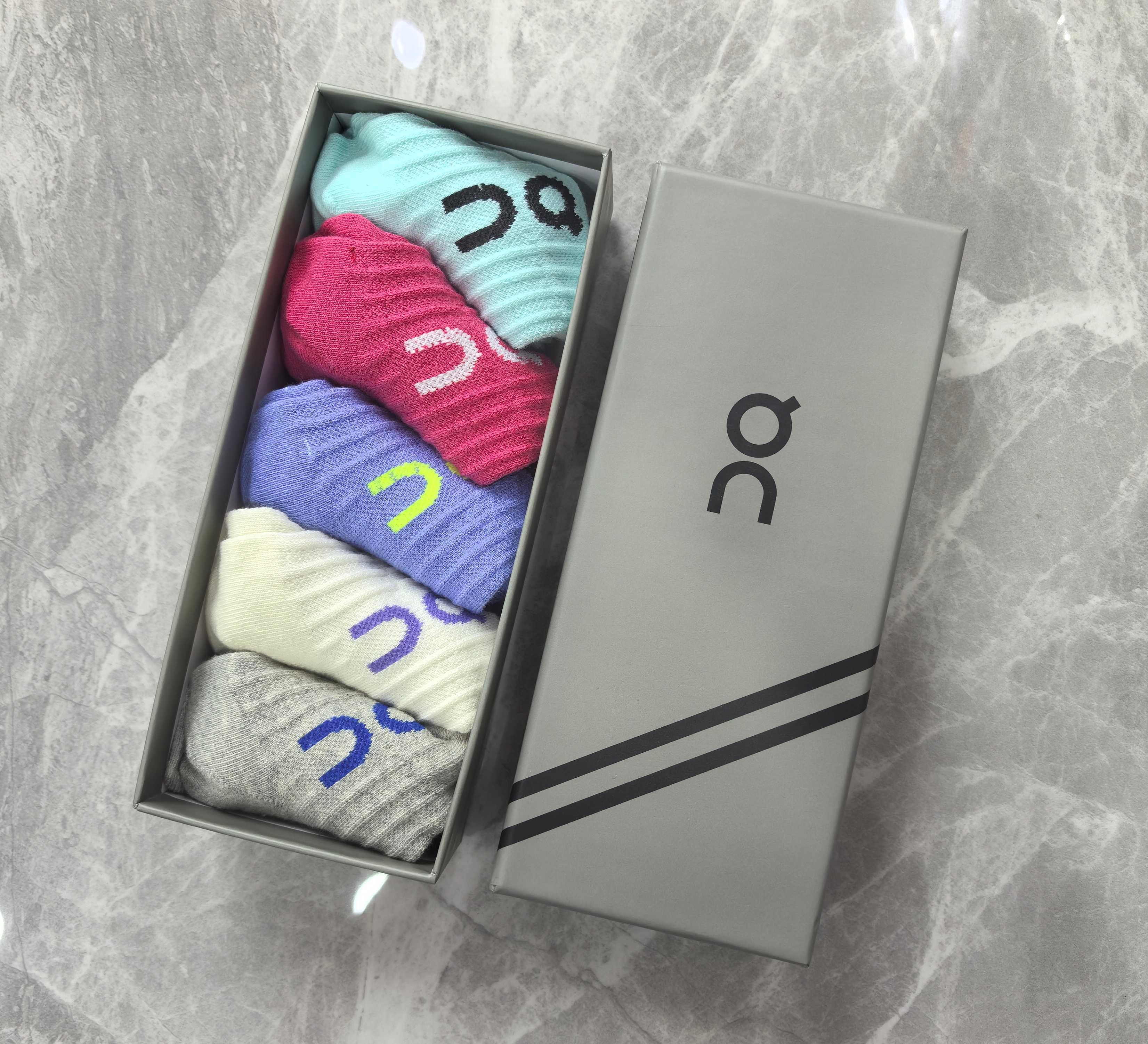 🔥🔥🔥新款 On昂跑Cloudtilt、运动领先优选、纯棉好质量、透气舒适、一盒5双、