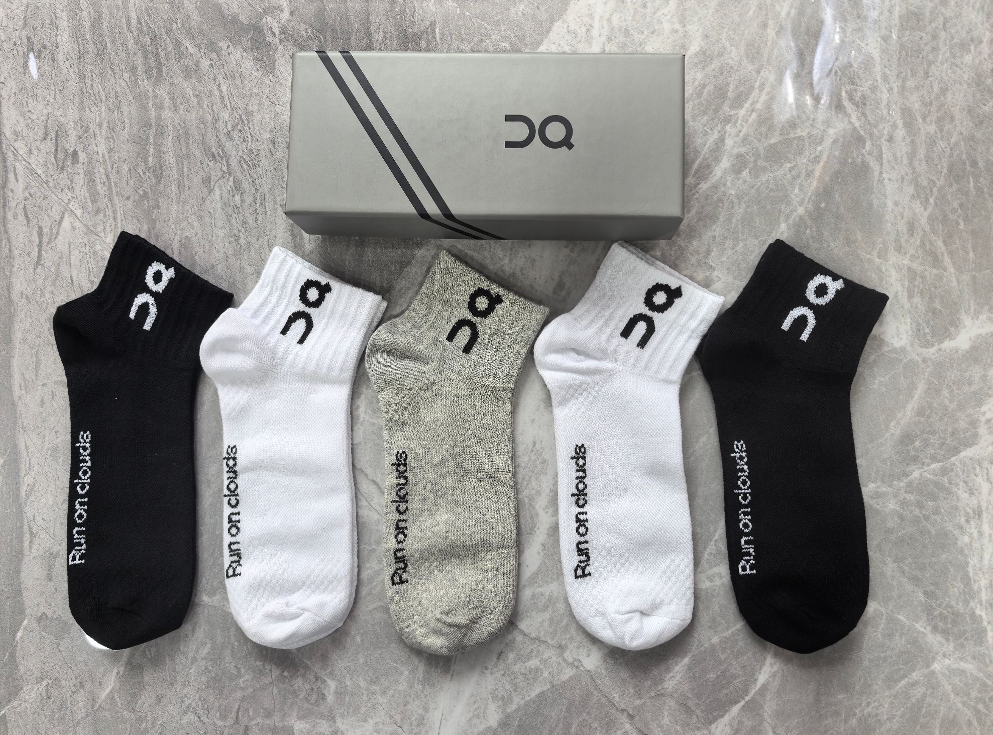 🔥🔥🔥新款 On昂跑Cloudtilt、运动领先优选、纯棉好质量、透气舒适、一盒5双、