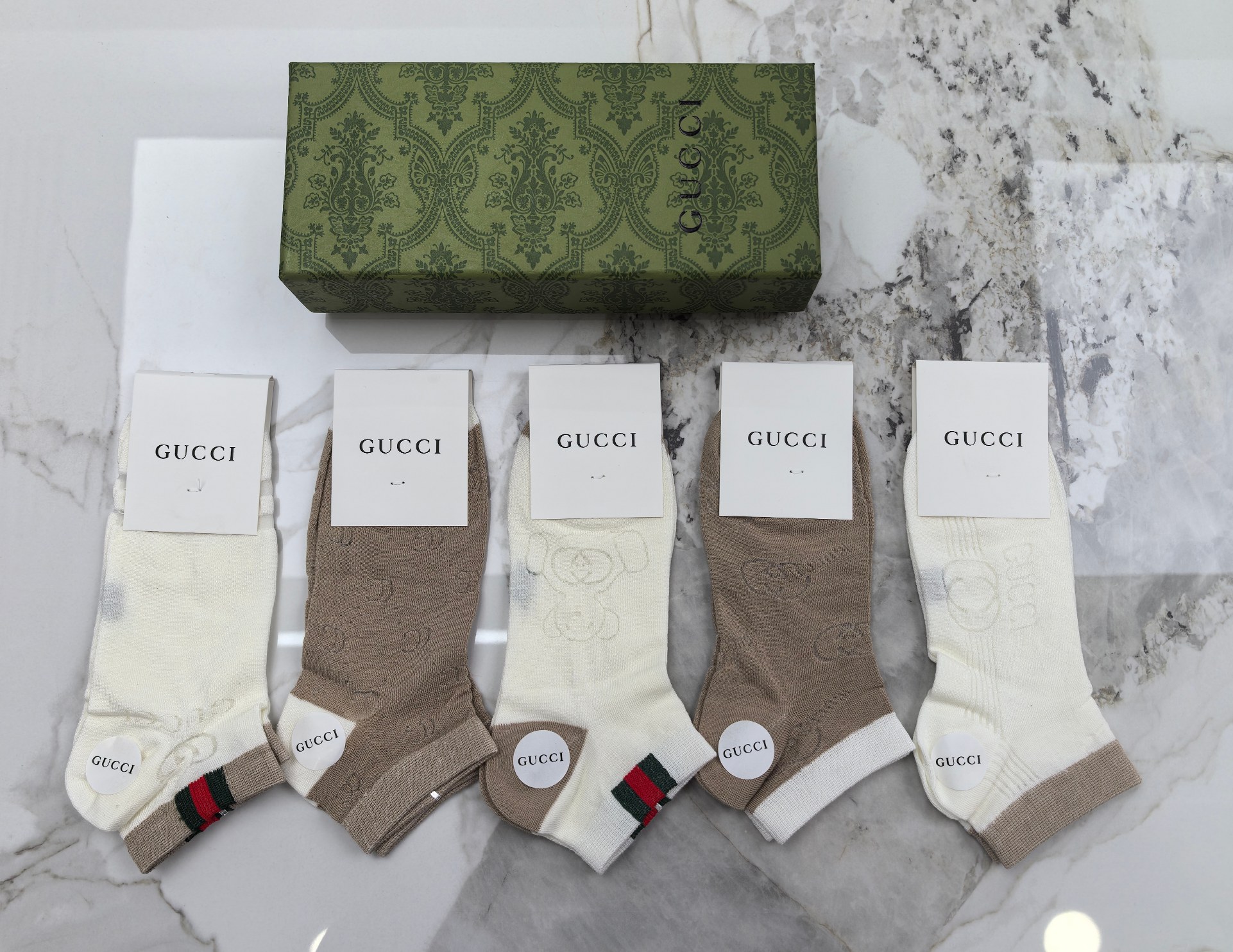 🔥🔥🔥出新春夏系列：GUCCI（古奇）莫代尔、穿着舒适～一盒5双、