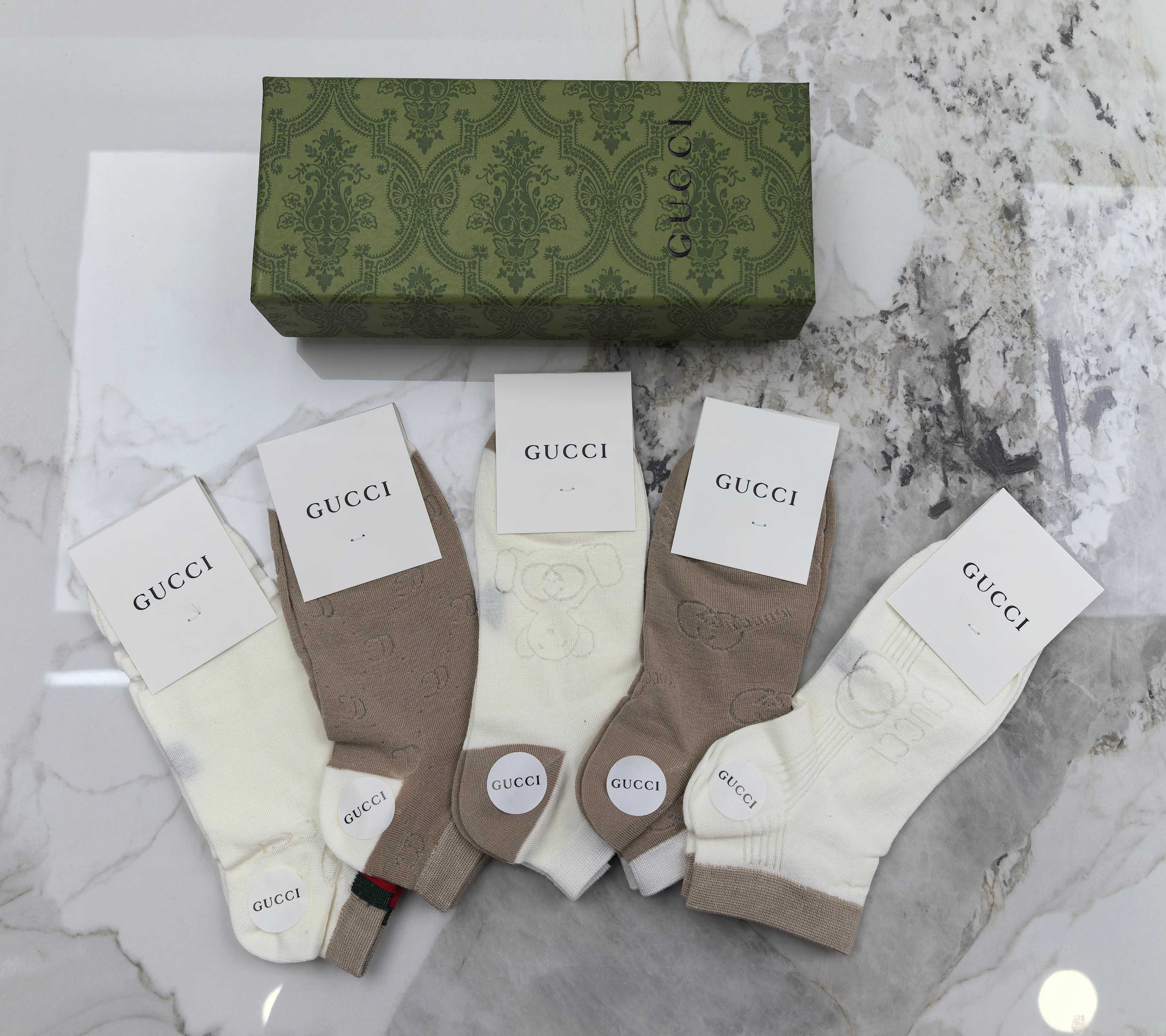 🔥🔥🔥出新春夏系列：GUCCI（古奇）莫代尔、穿着舒适～一盒5双、