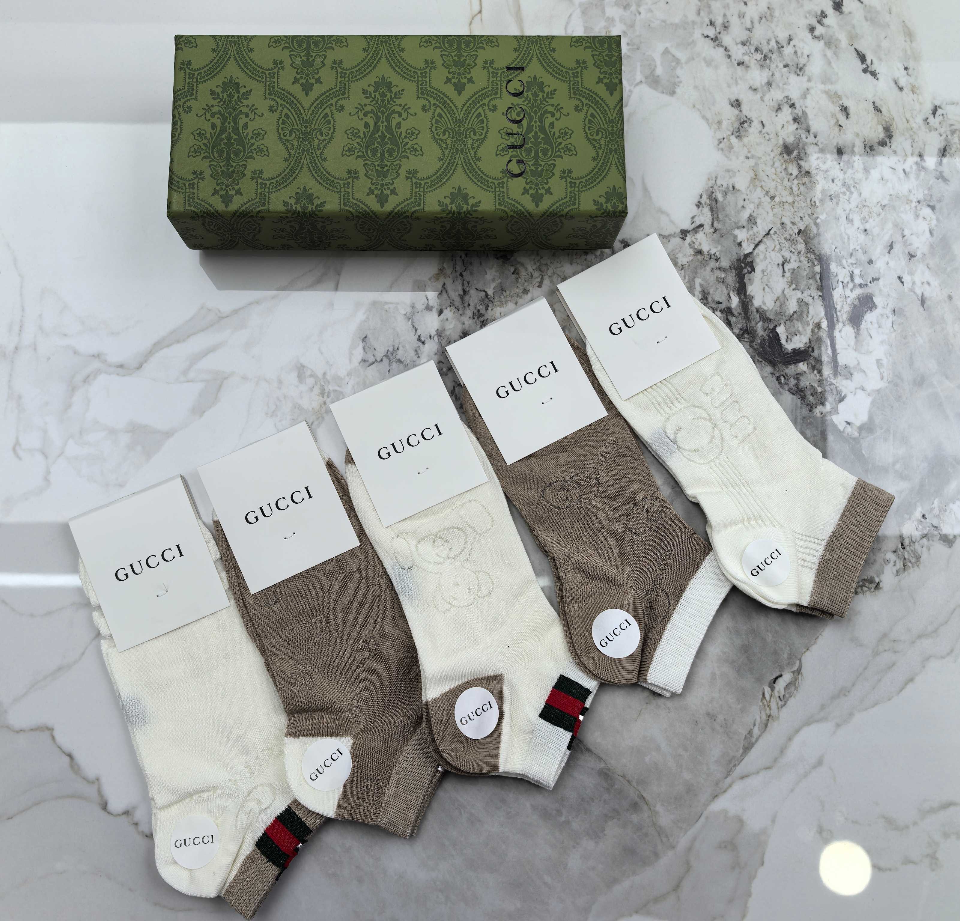 🔥🔥🔥出新春夏系列：GUCCI（古奇）莫代尔、穿着舒适～一盒5双、