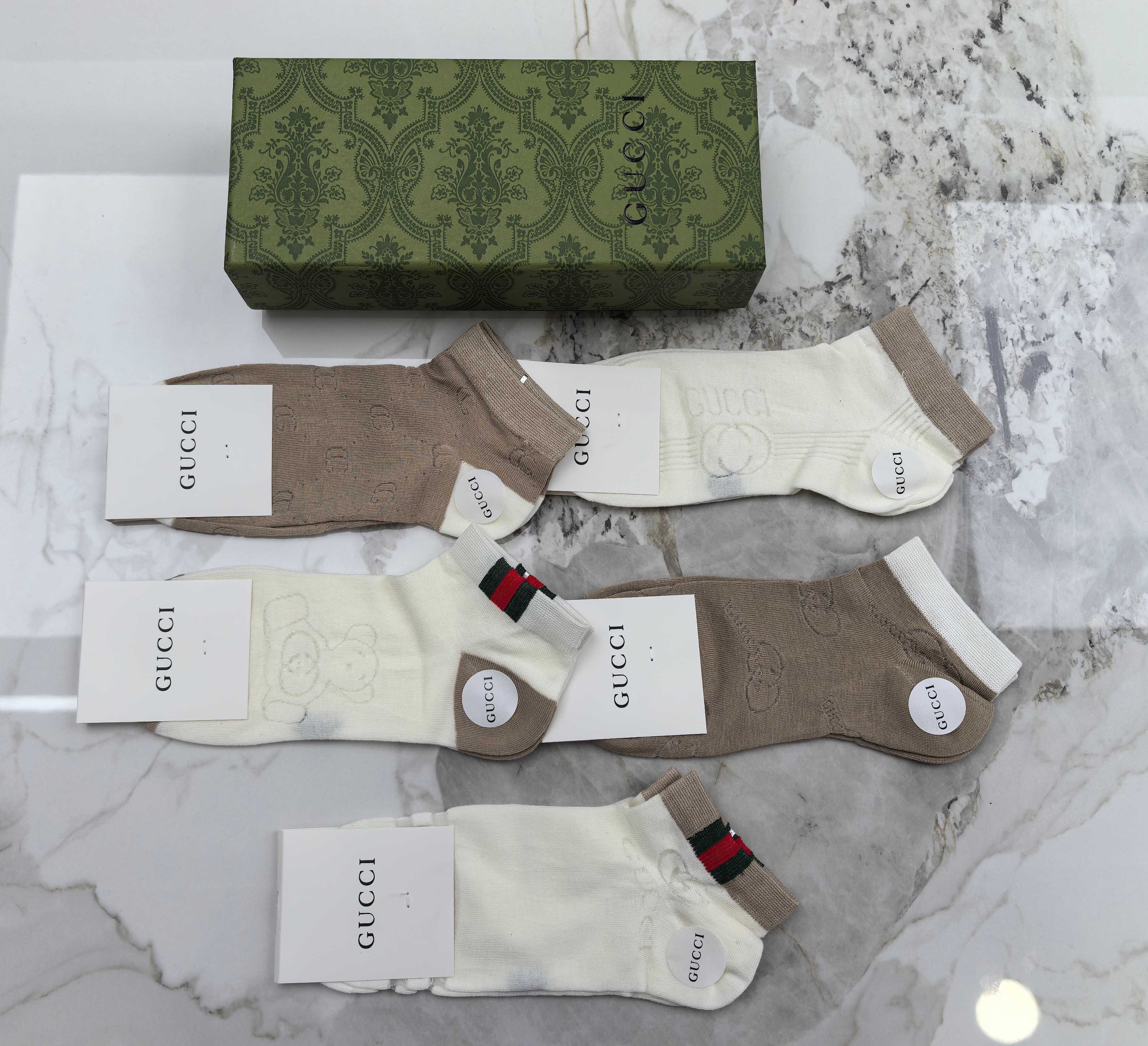 🔥🔥🔥出新春夏系列：GUCCI（古奇）莫代尔、穿着舒适～一盒5双、