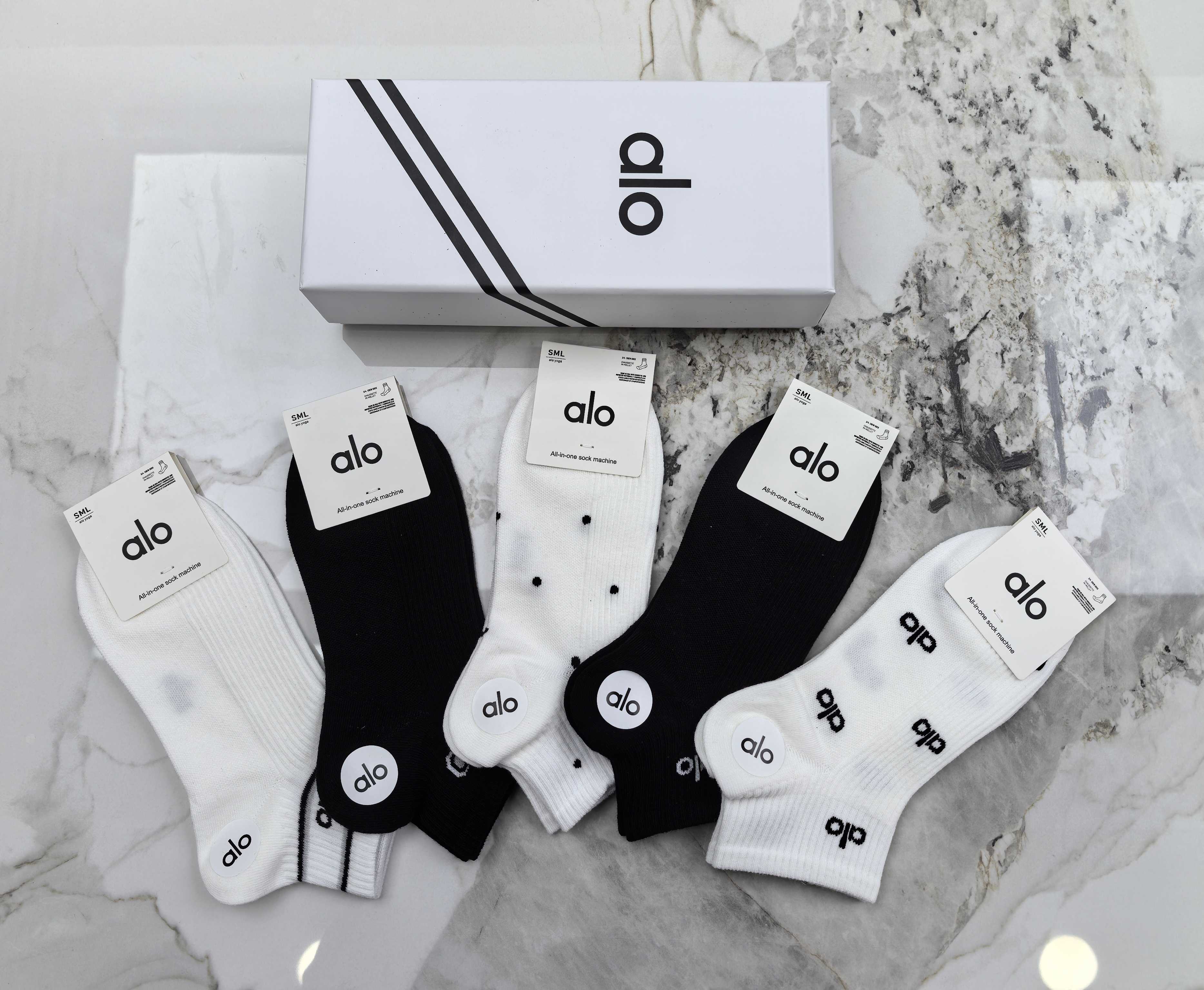 🔥🔥🔥新款 aio 超级百搭 [强]高端品质 专柜同步 [得意]上脚舒适 吸汗透气防臭 一盒5双 先报先