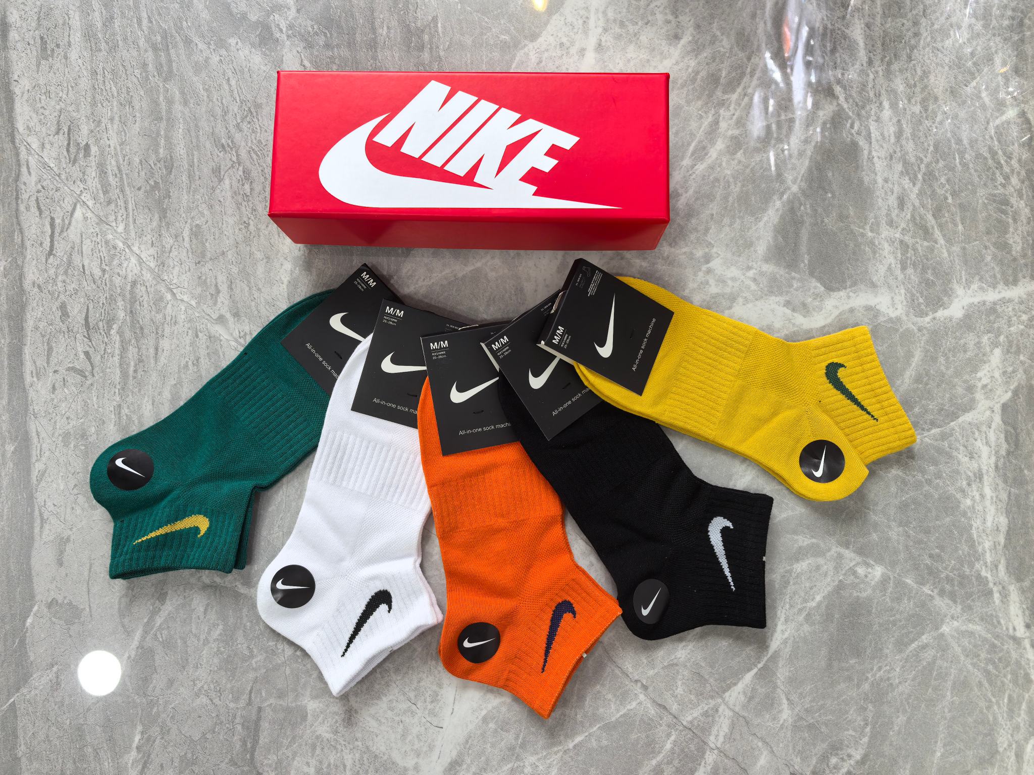 网面系列出新～NIKE（耐克）纯棉质量、穿着舒适透气
