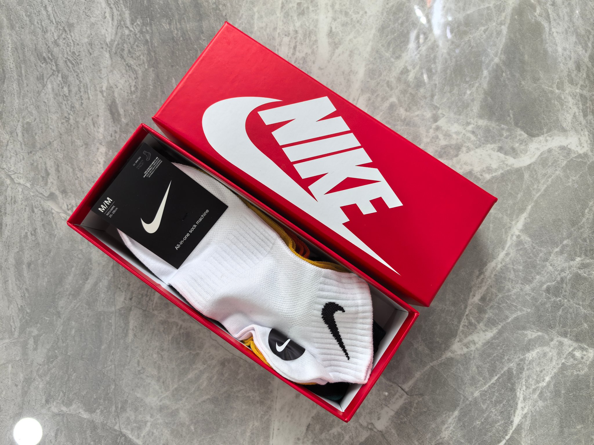 网面系列出新～NIKE（耐克）纯棉质量、穿着舒适透气