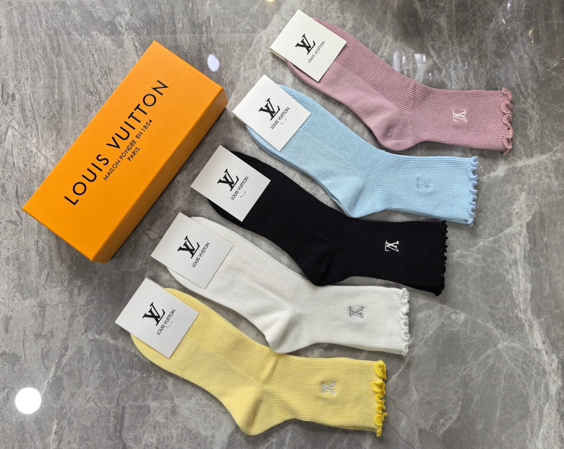双针纯棉～薄款、春夏系列～Louis Vuitton