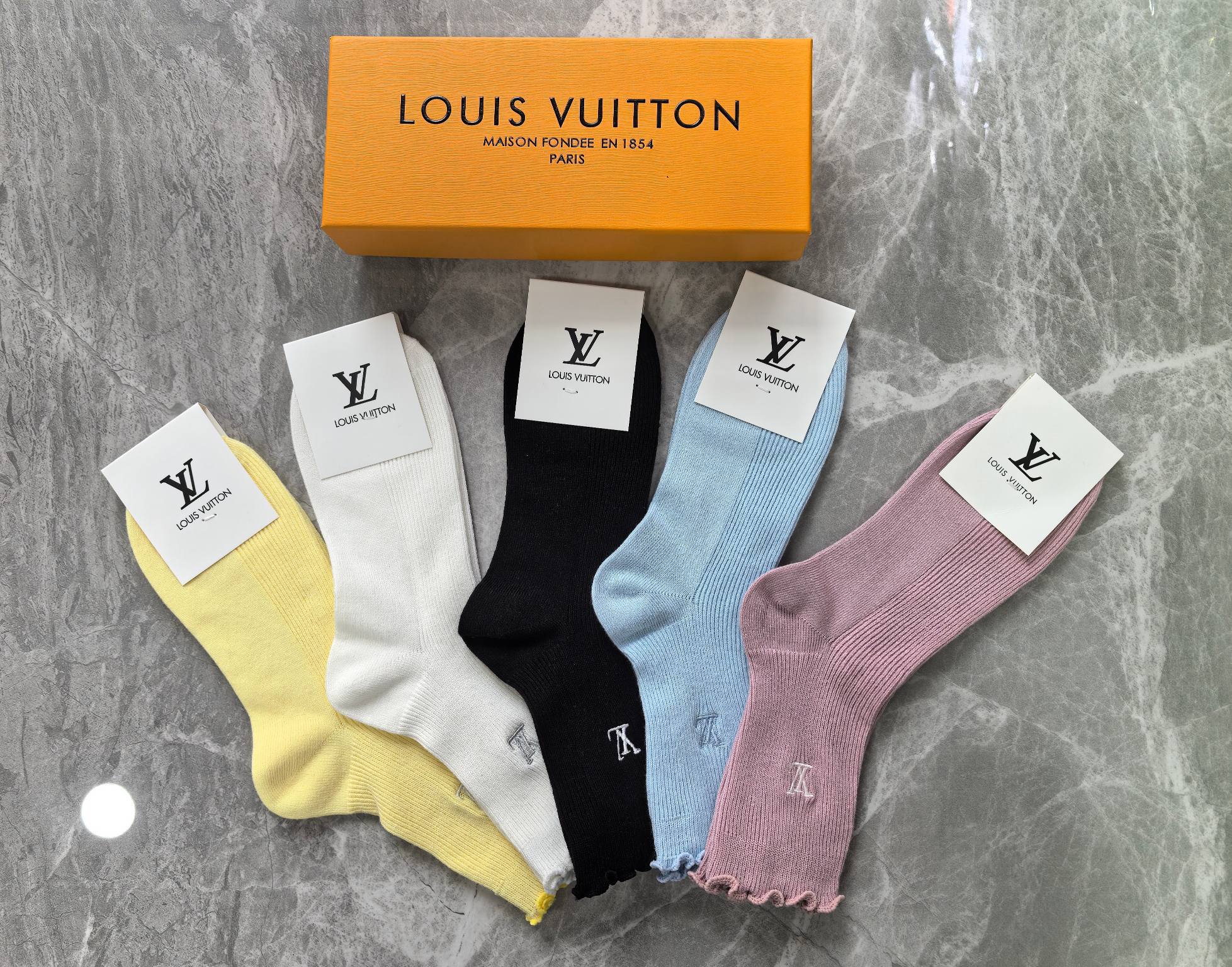 双针纯棉～薄款、春夏系列～Louis Vuitton