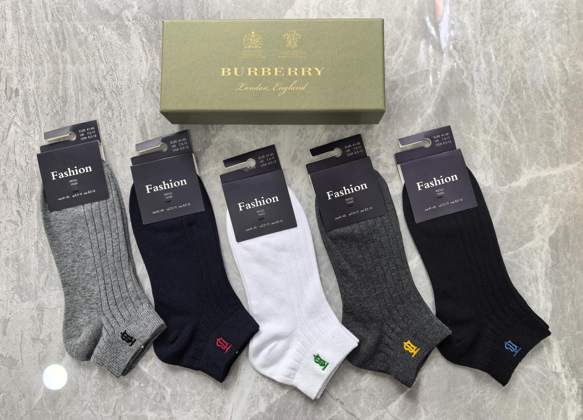 外单系列：纯棉、BURBERRY（巴宝莉）一盒5双入、现货