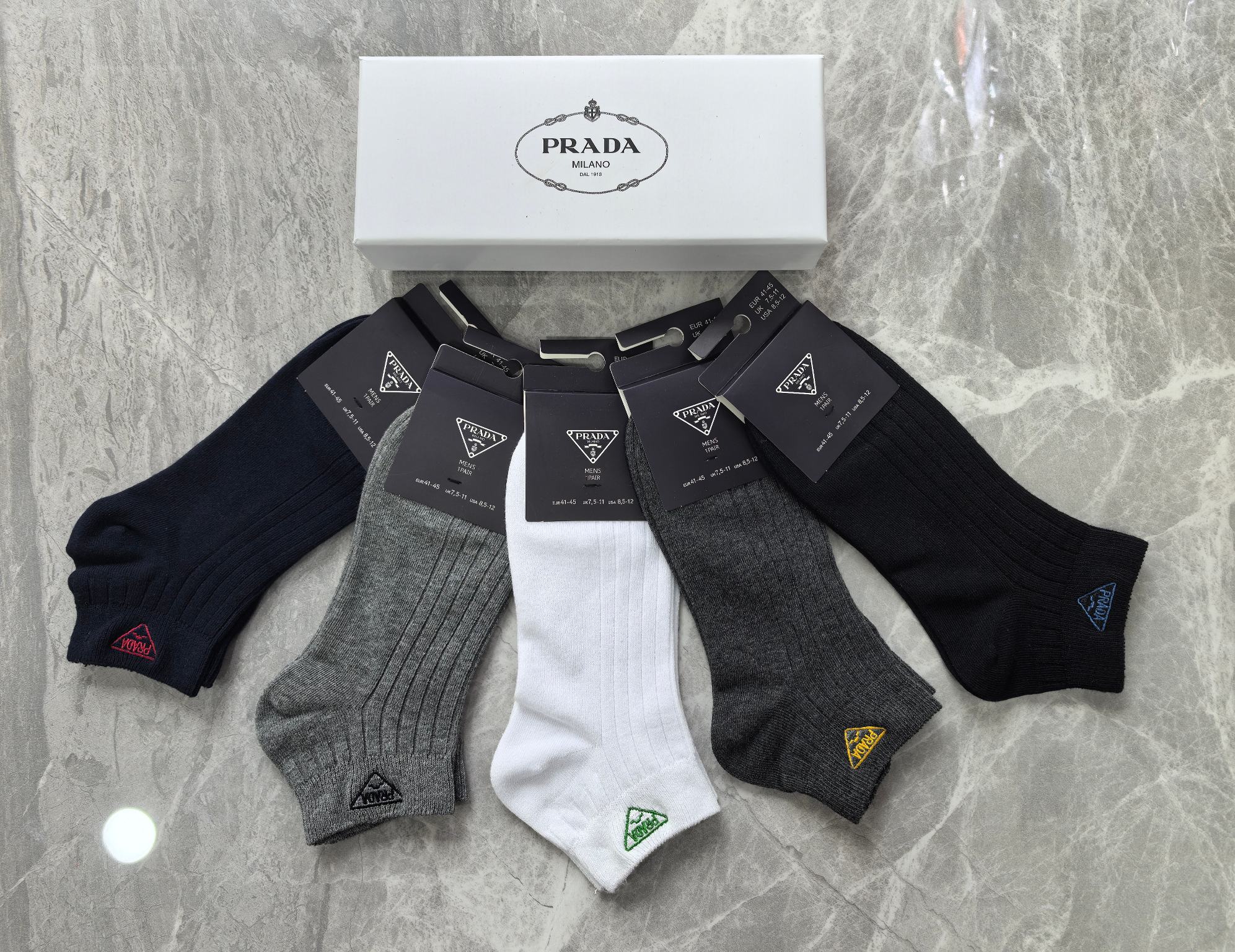 外单系列：纯棉、PRADA（普拉达）一盒5双入、现货