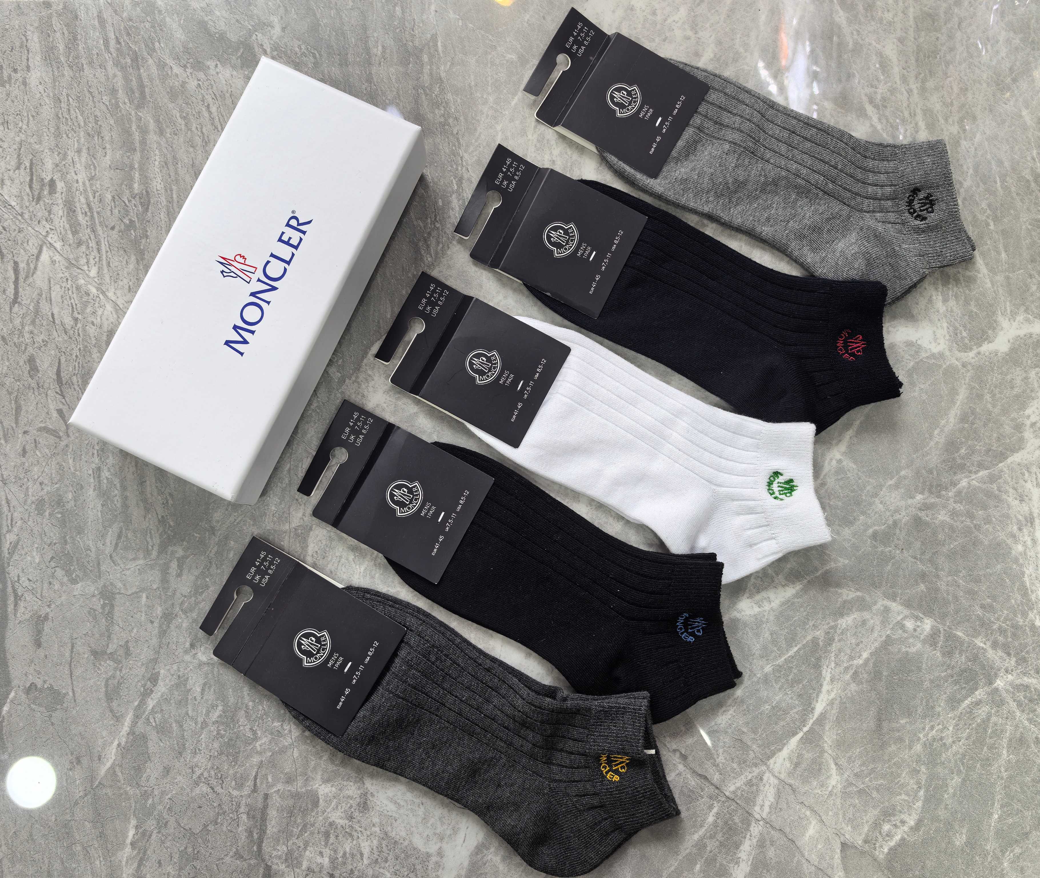 外单系列：纯棉、MONCLER（蒙口）一盒5双入、现货