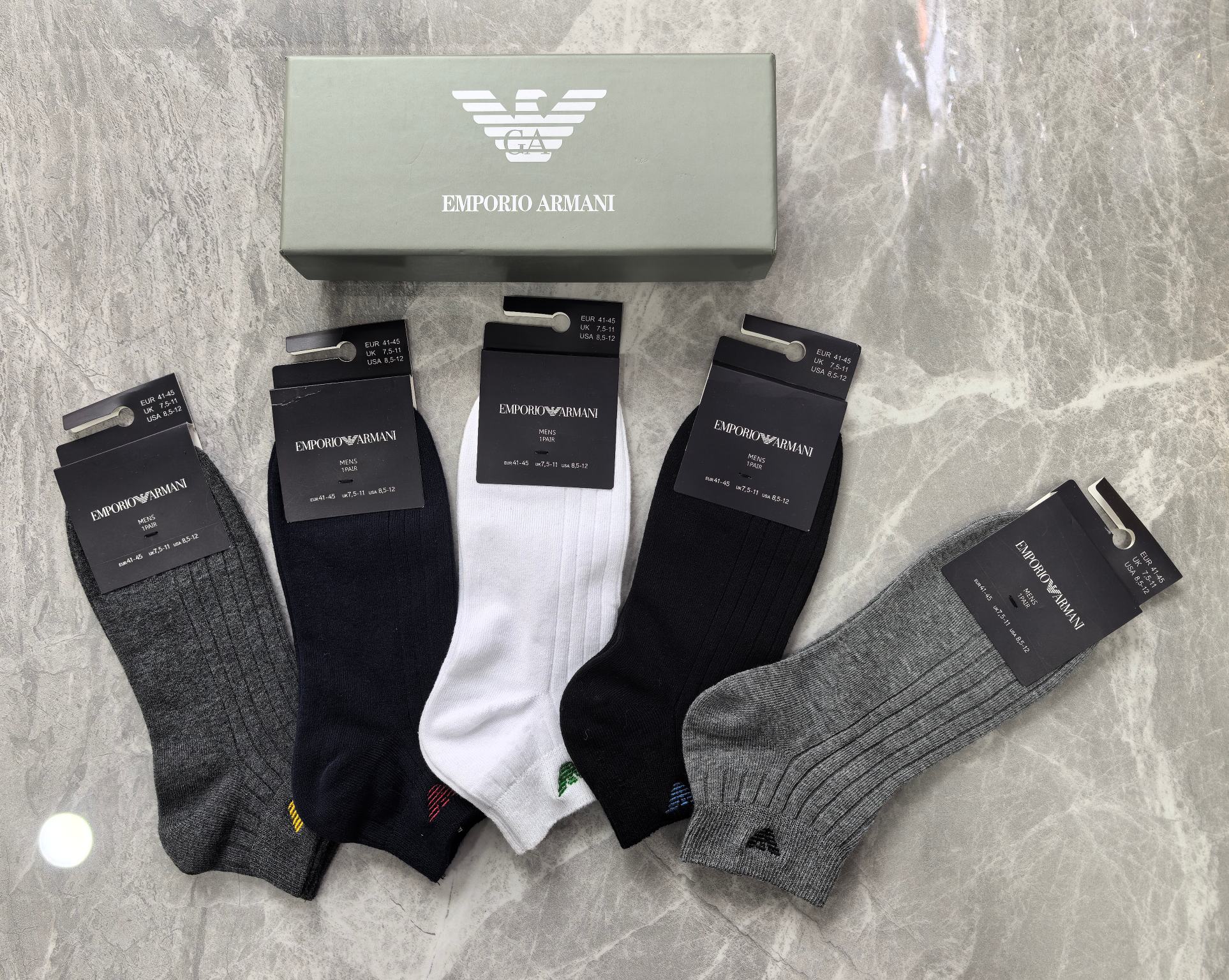 外单系列：纯棉、EMPORIO ARMANI（阿玛尼）一盒5双入、现货