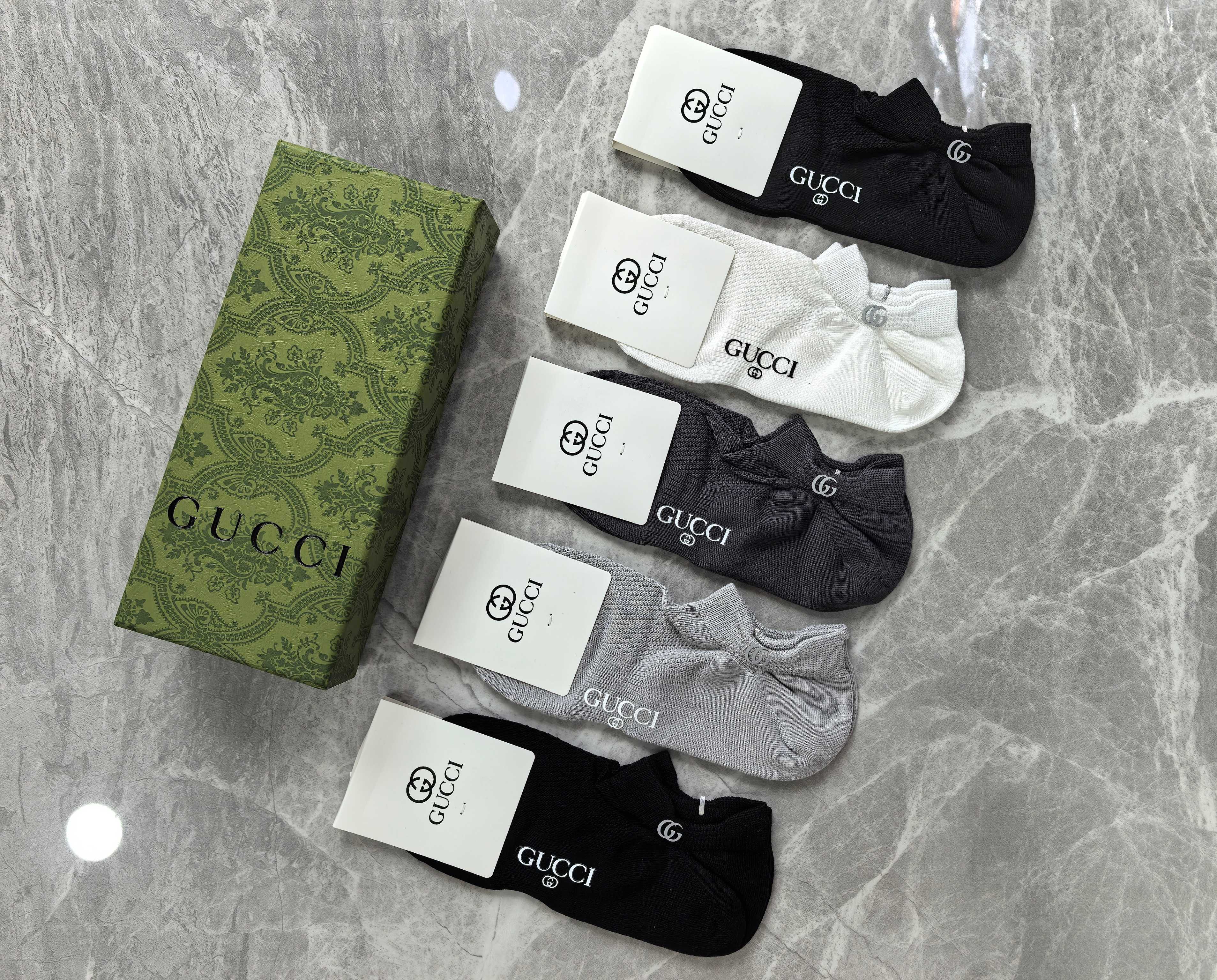 🔥🔥🔥高货来了：GUCCI（古奇）重工系列～浅口袜型、绝不掉跟、网面设计～纯棉质量～