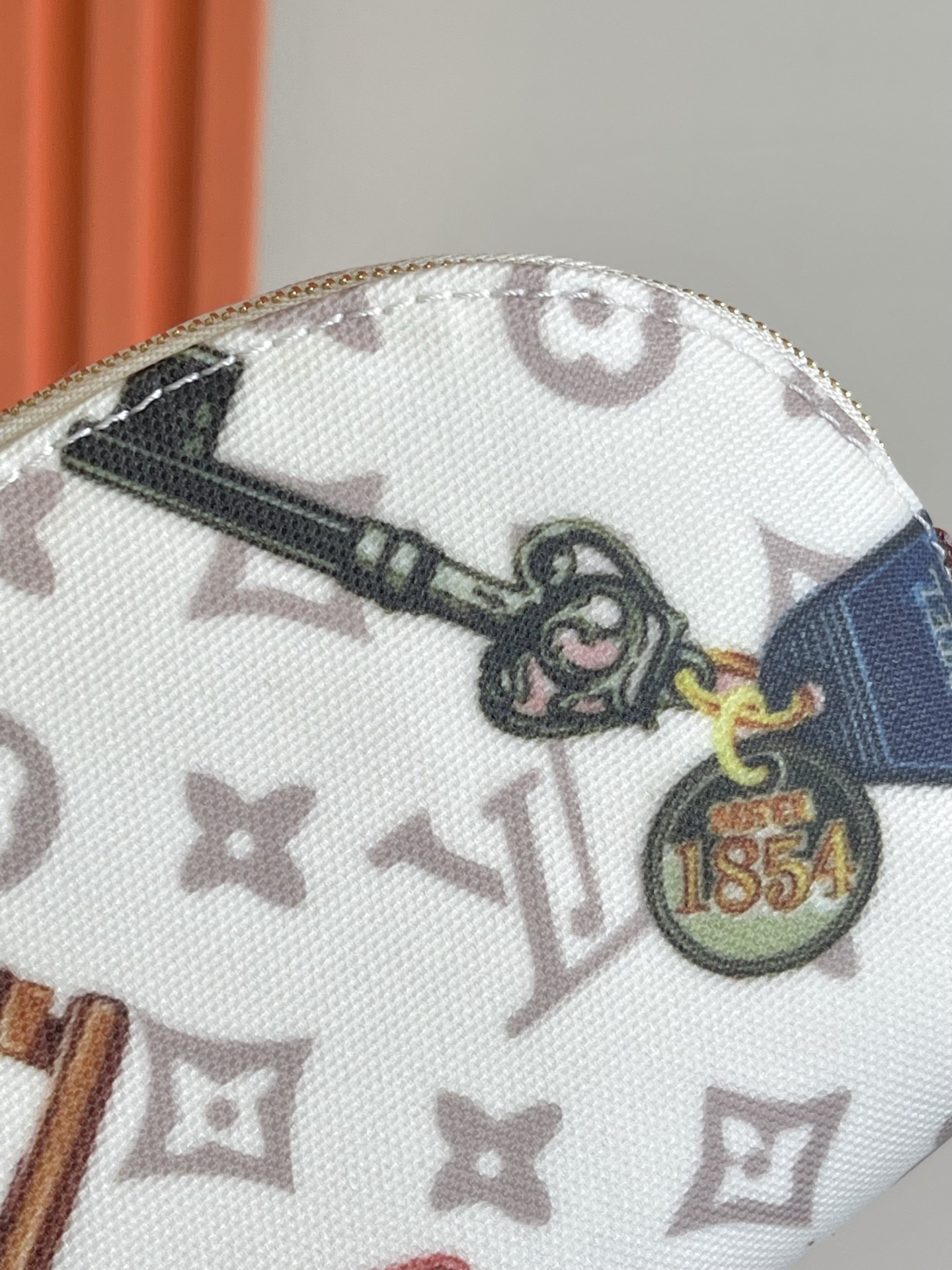 [庆祝][烟花]顶级原单，163C01芯片，半钢五金，POCHETTE COSMÉTIQUE 小号化妆包