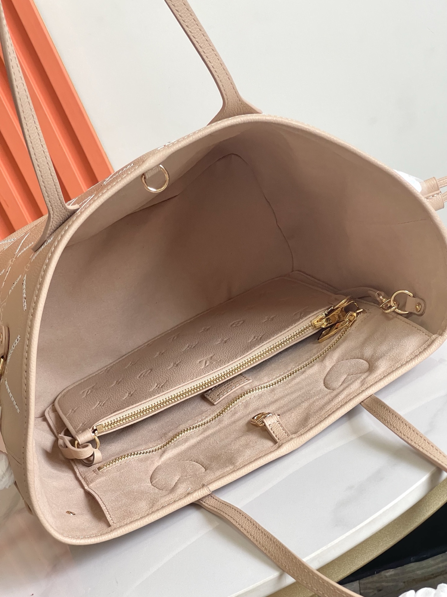 [烟花][庆祝]顶级头层，163变码芯片，半钢五金，本款M29486 Neverfull 中号托特包以路