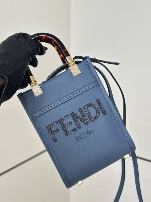 Fendi Roma Blue Leather Handbag with Tortoiseshell Handle, Stylish & Trendy 1 Fendi Roma Blue Leather Handbag with Tortoiseshell Handle, Stylish & Trendy