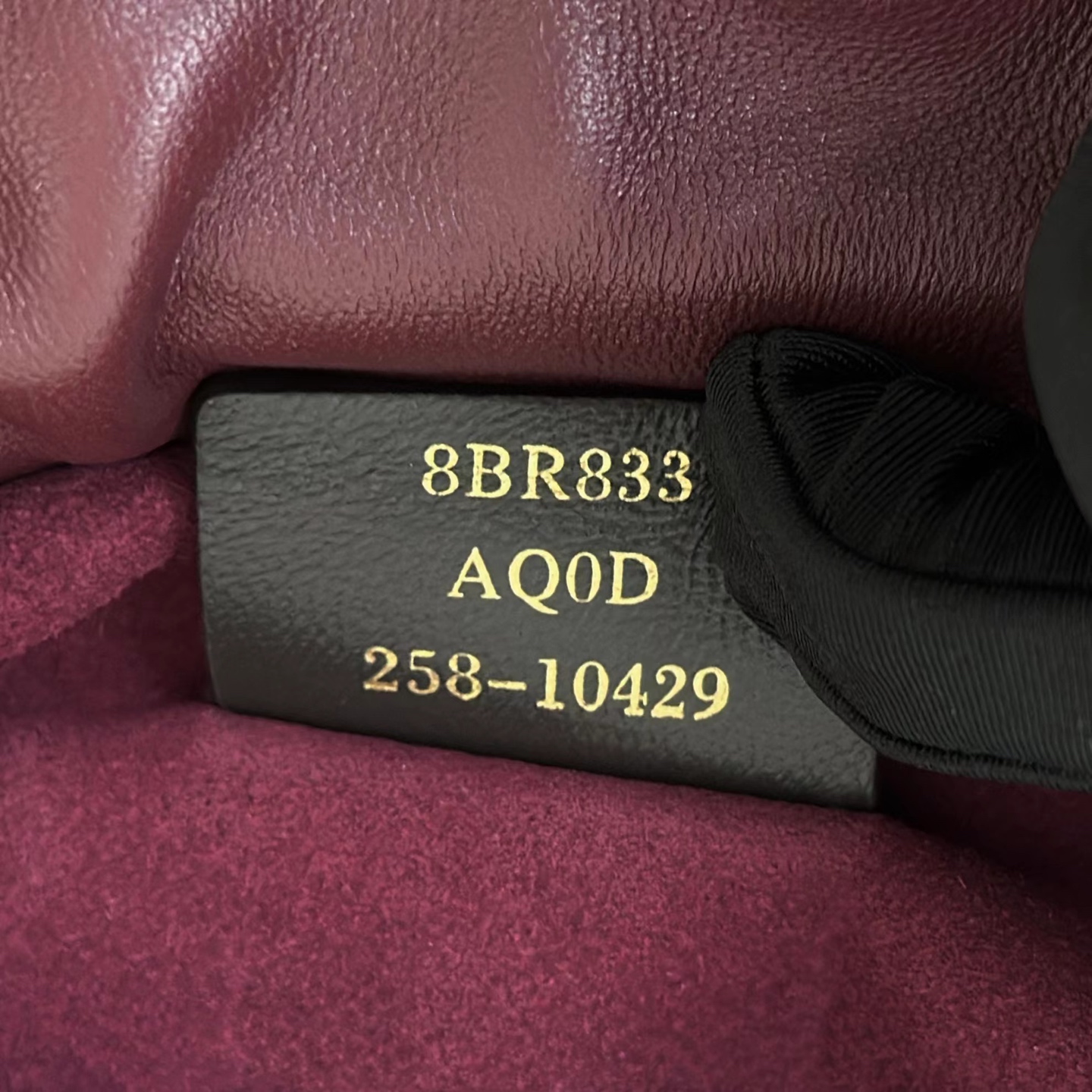 Fendi Mamma Baguette Large Lambskin Shoulder Bag - Burgundy 8 i1751098250174 4787 0 5