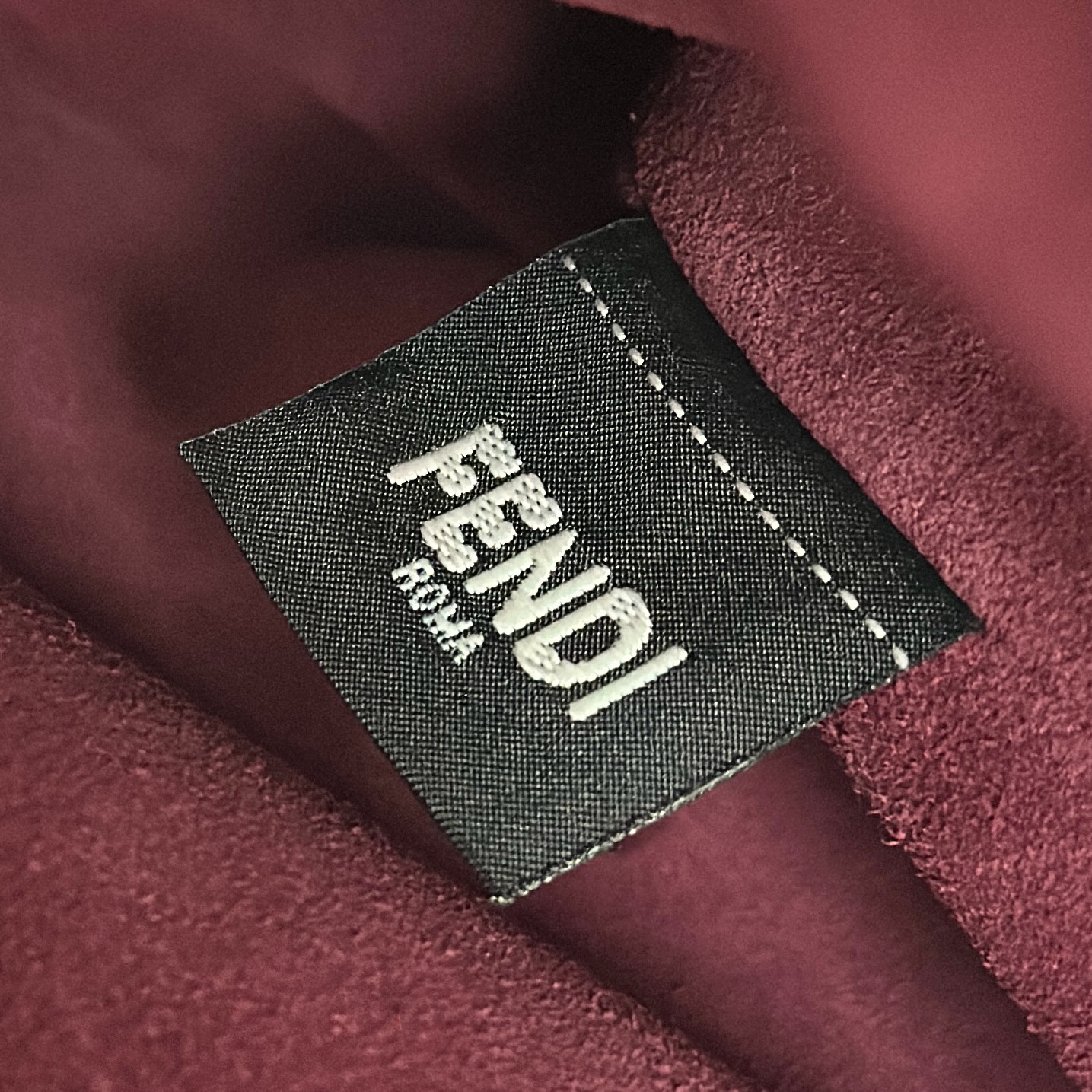 Fendi Mamma Baguette Large Lambskin Shoulder Bag - Burgundy 9 i1751098250347 4098 0 6