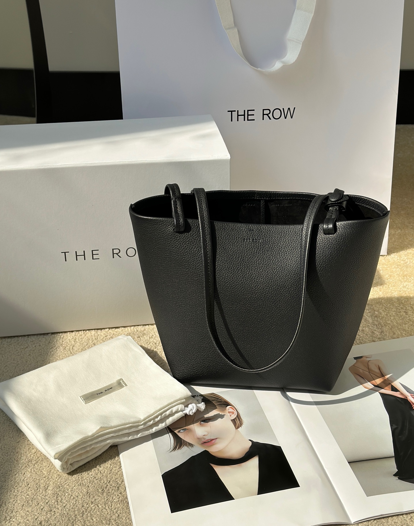 더로우 가방 75962 The Row Bag