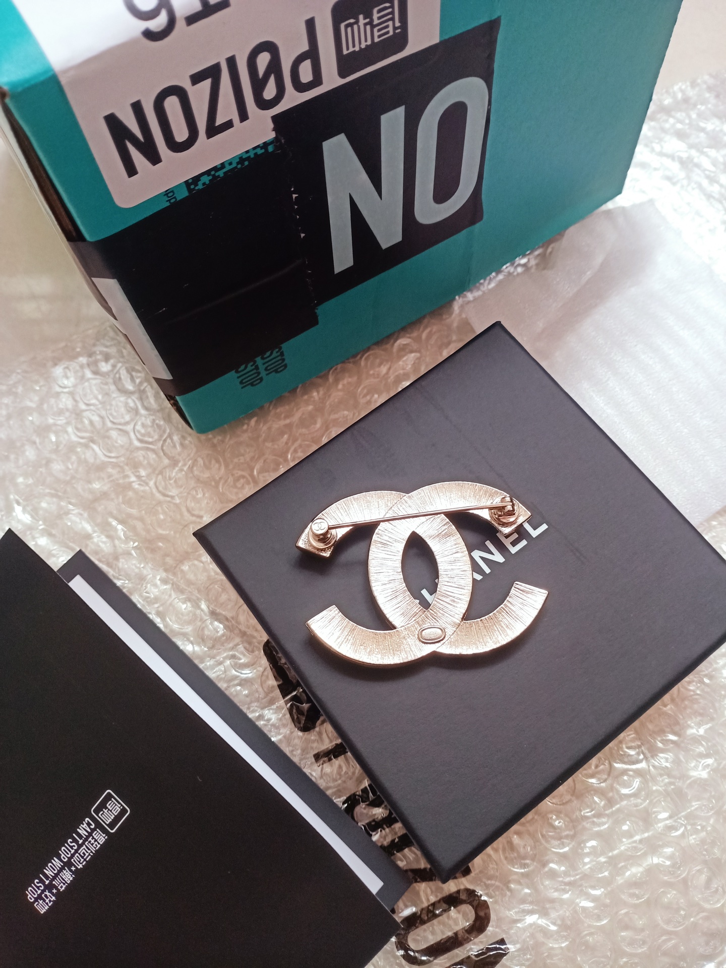 Chanel Classic CC Brooch - Silver, Fashionable, and Leisurely Style 3 i1711461670 6039 0
