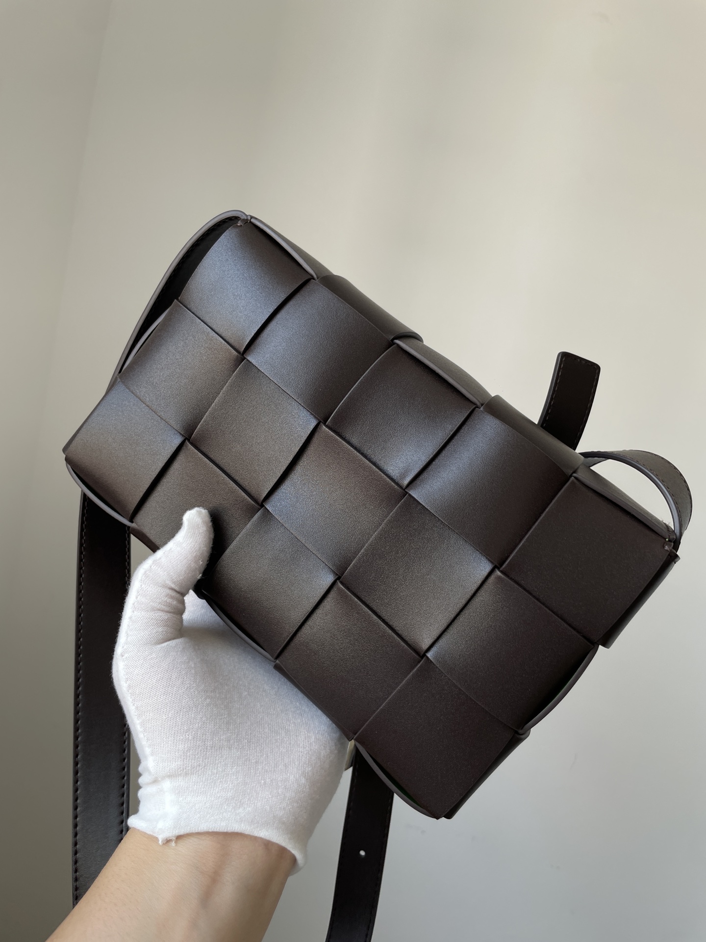 Bottega Veneta Cassette Bag, Coffee Leather Woven Crossbody, Adjustable Strap 6 i1742620641611 7451 0 3
