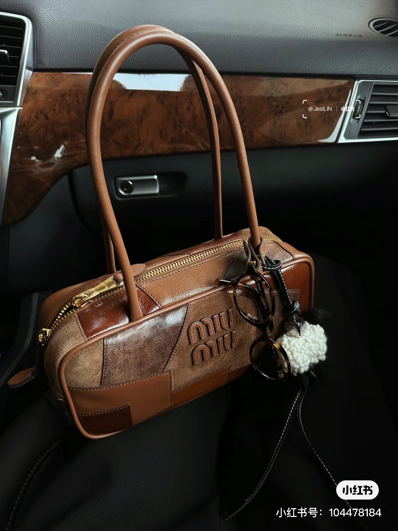 Miu Miu Is the miumiu patch bag beautiful? Does it look good?