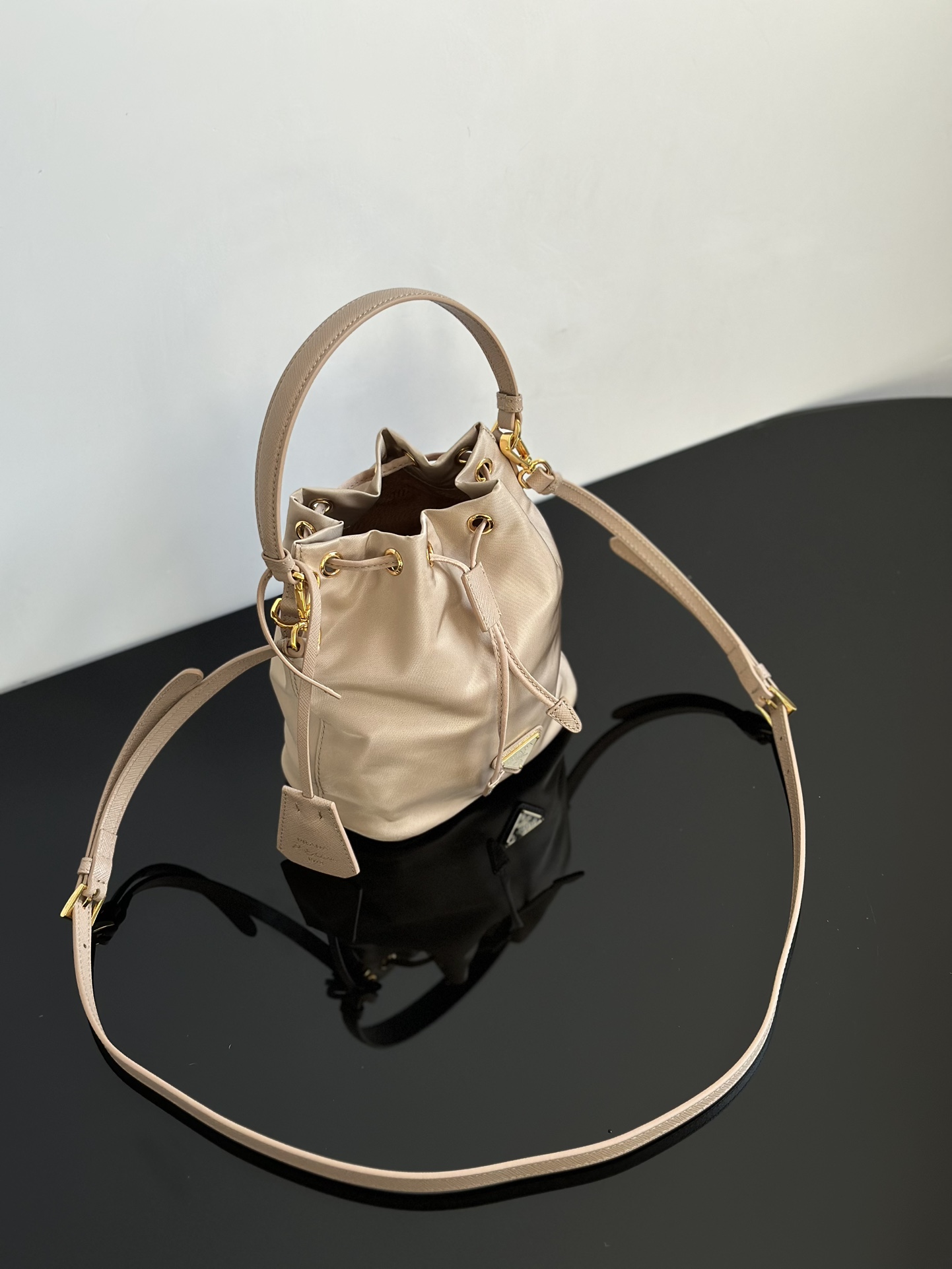 Prada Real shot of apricot color with detachable long shoulder strap, free to match!