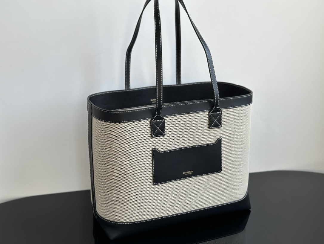 [Burberry Women
