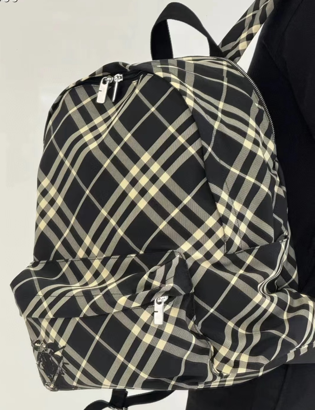 Burberry Check Backpack: Stylish and Spacious for Everyday Adventures 3 i1729503753 1091 0