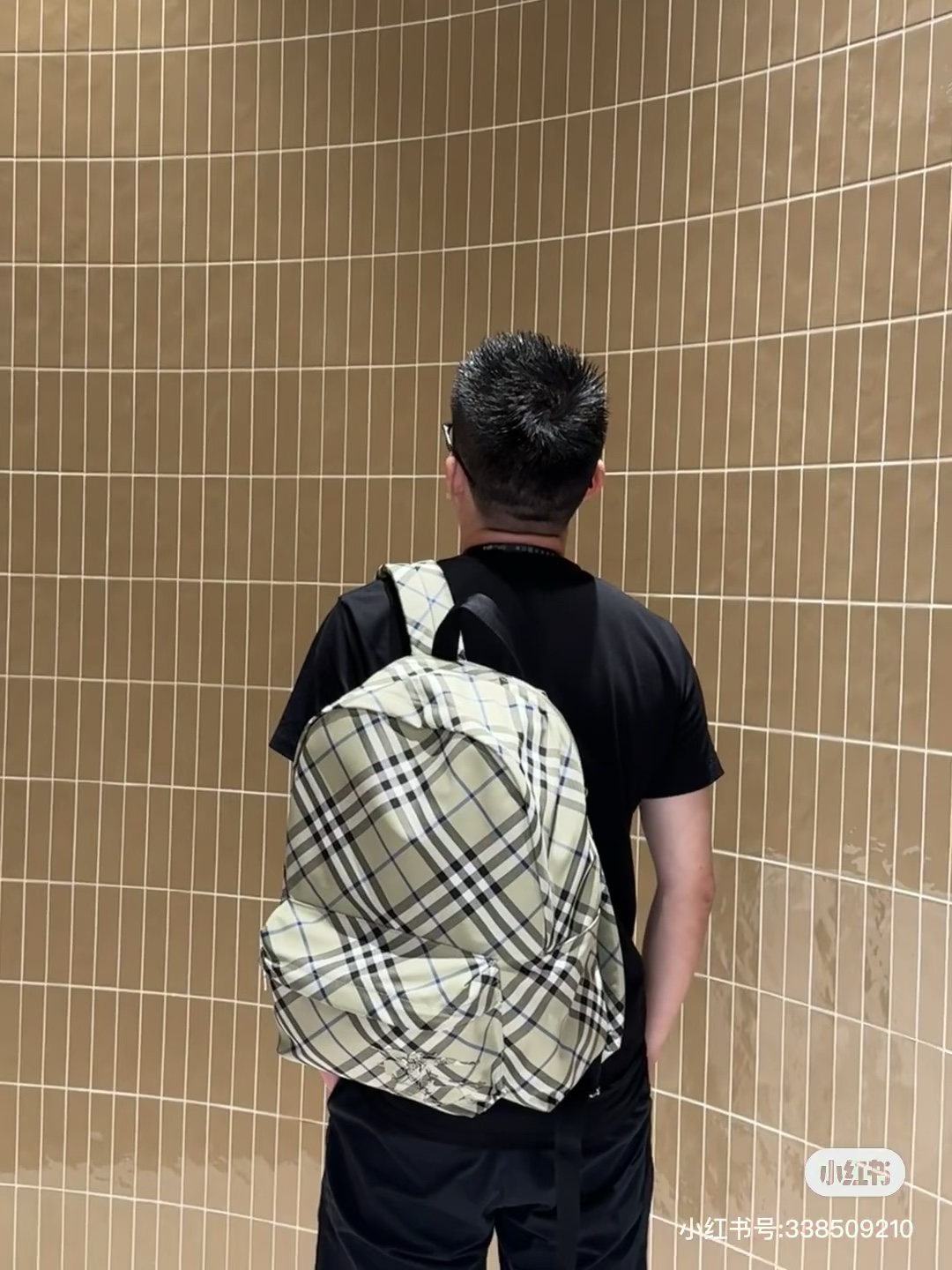 Burberry Check Backpack: Stylish and Spacious for Everyday Adventures 5 i1729504477 9146 0