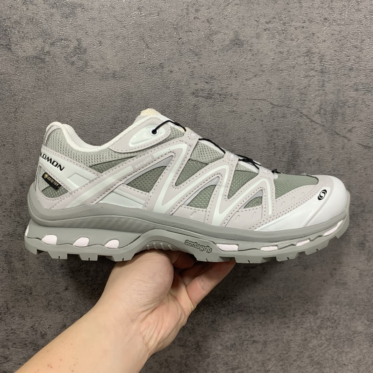 _dgq9ssGi8Livwf056zxQxNZ9Zr3h-b_i5QbeJ7A