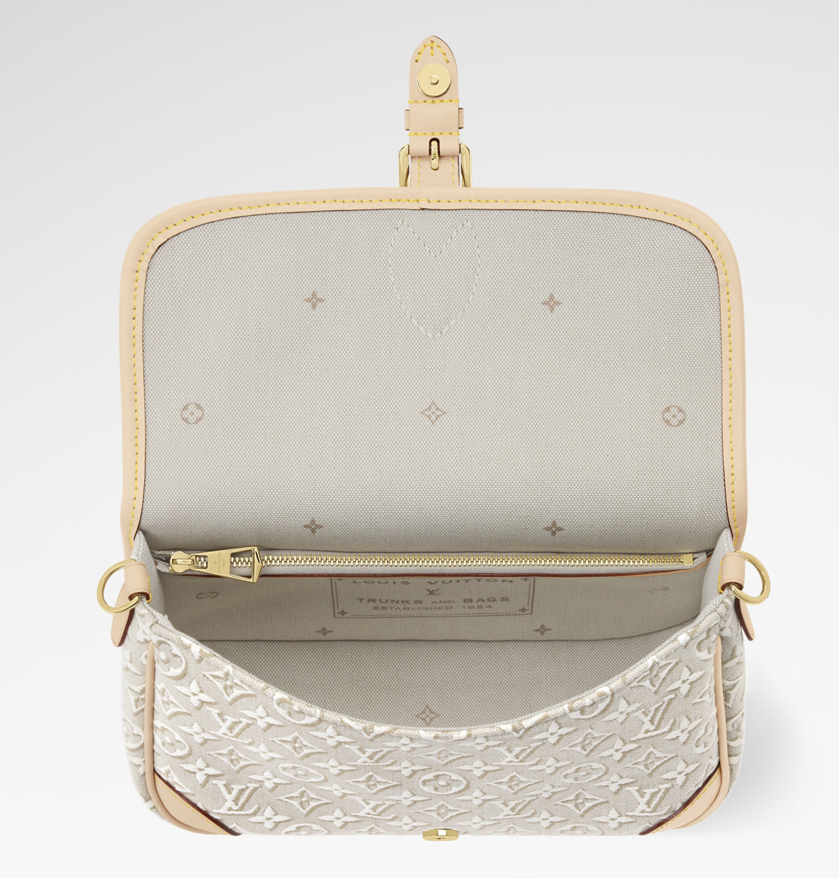 Alexander McQueen Classic Handcrafted Luxury Leather Shoulder Bag Ref 4
