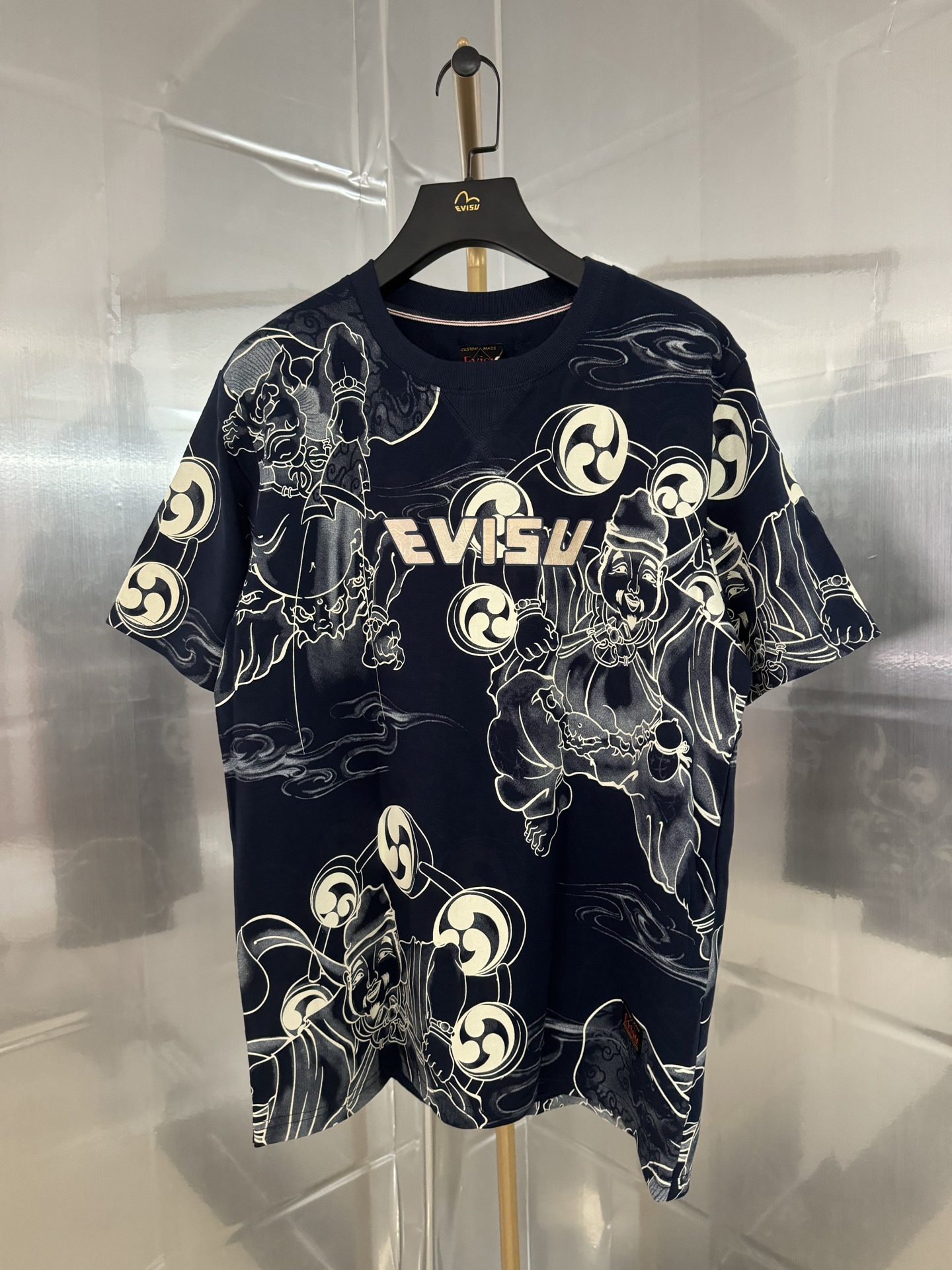 Todos los tamaños disponibles, sin falta de stock. EVISU Fukujin 2025 nuevo modelo de manga corta para hombre con estam…