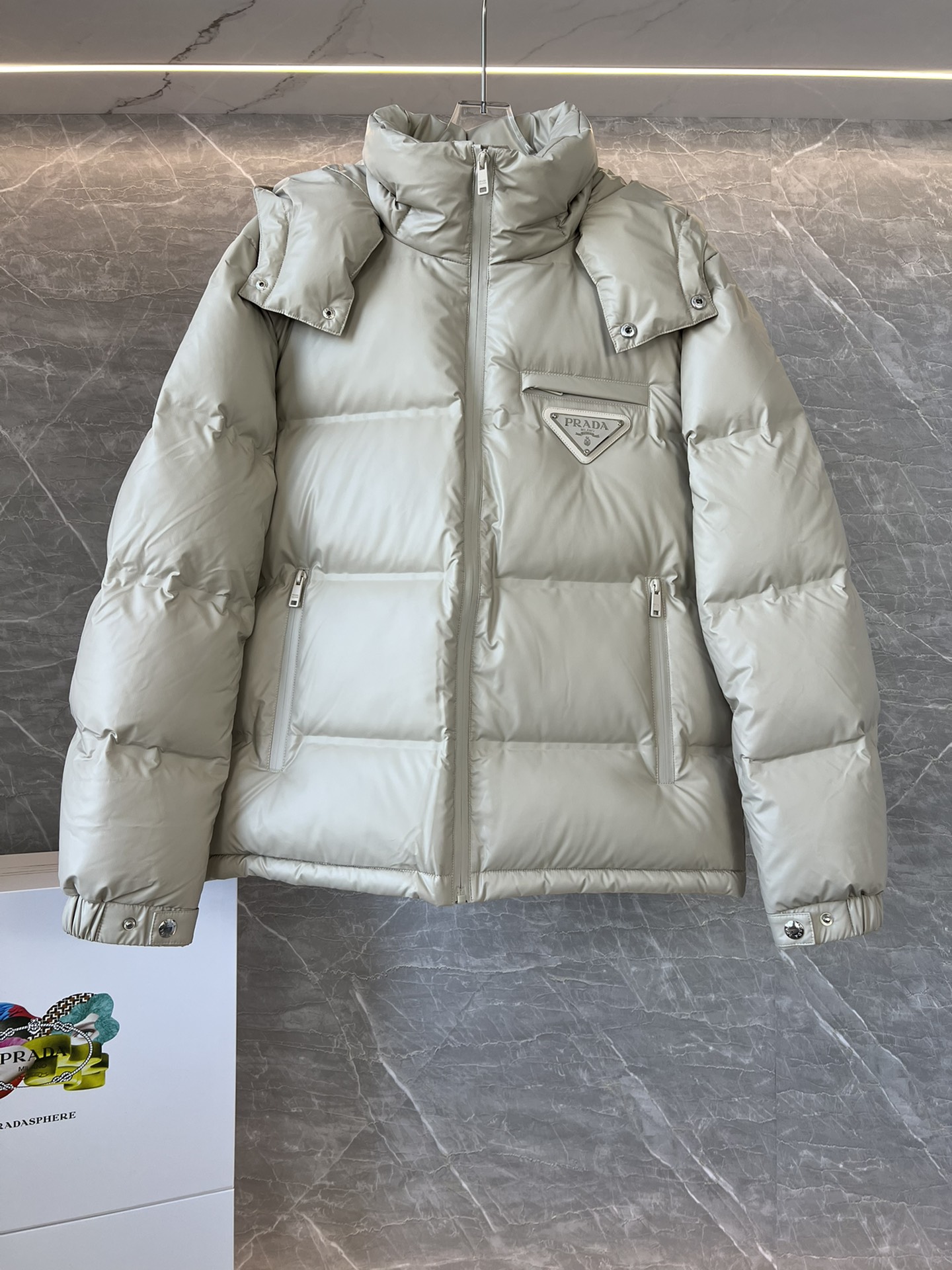 PRADA Black Tech Seam-Sealed Down Jacket, winter new arrival. High-end custom, minimalist style, warm & comfortable. Sizes 48-56.-Big cat