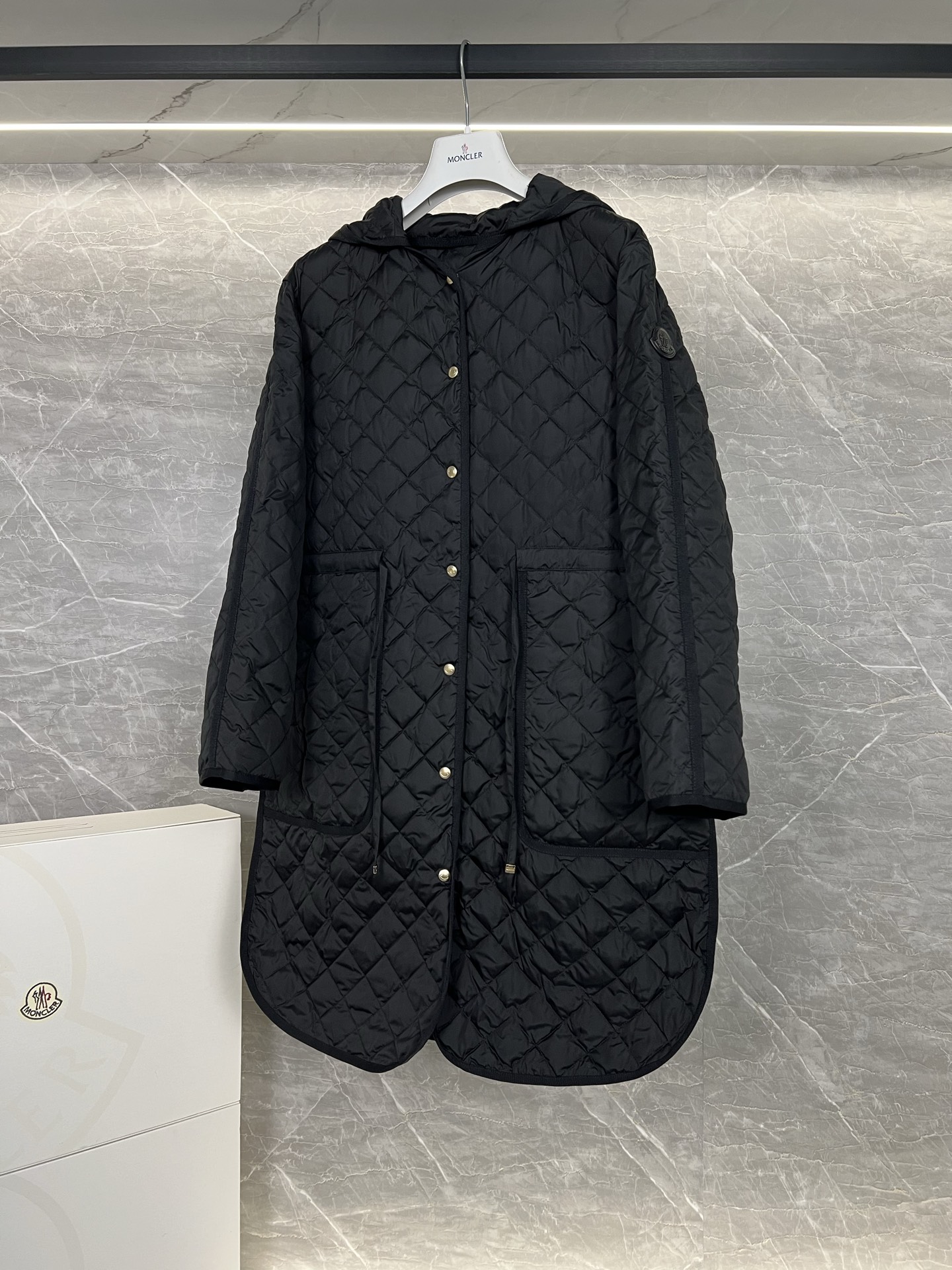 Moncler dunjakke B ….man* 25 Etelan — photo 5