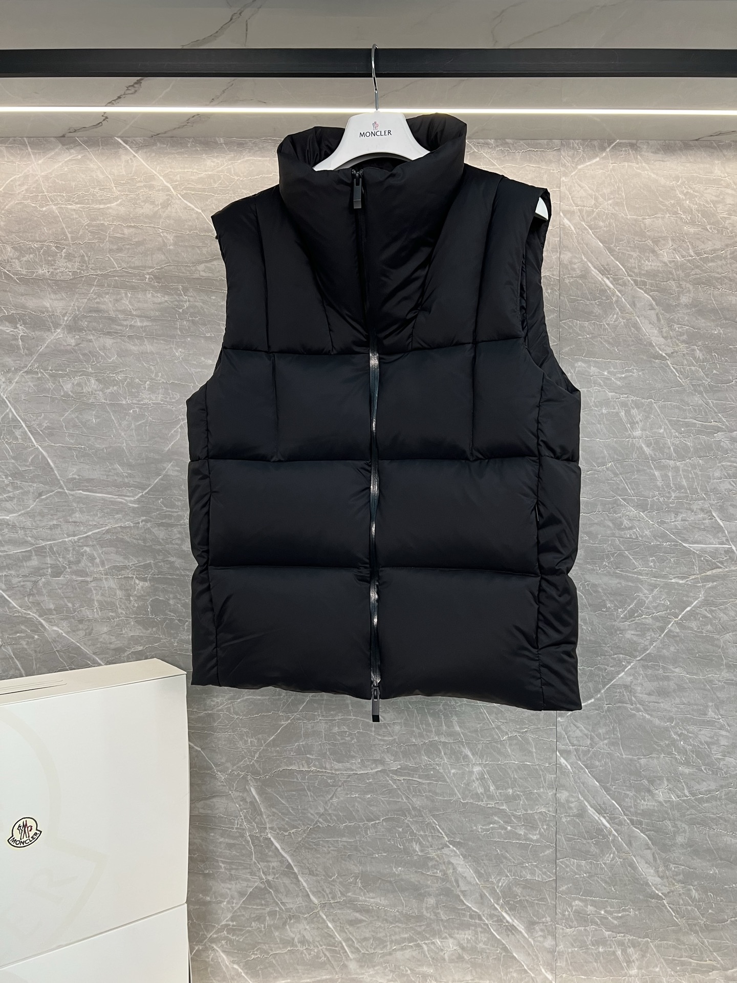 盟可睐 Moncler 高级成衣风衣外套及大衣服饰 #1F3E2800 5