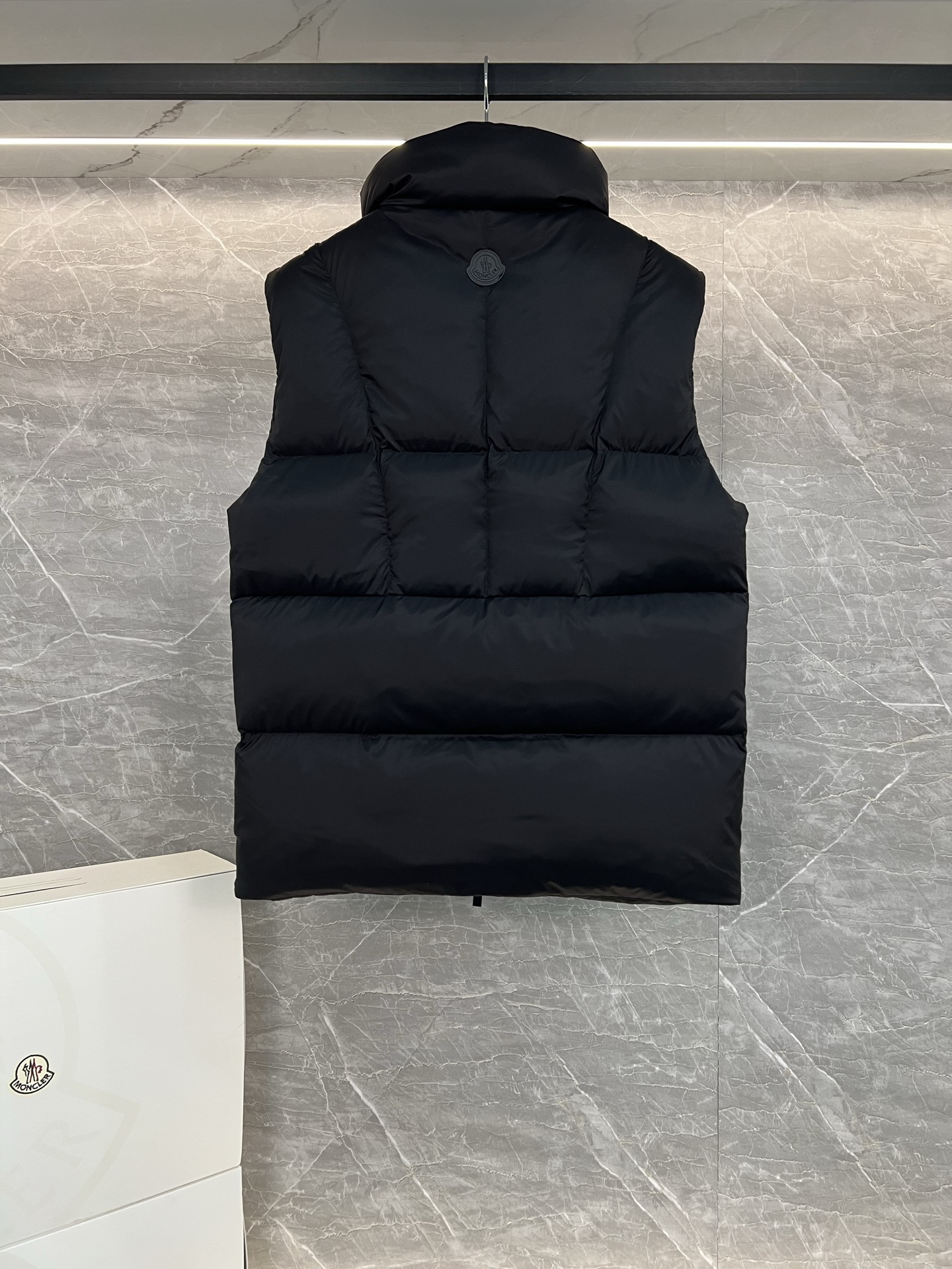 盟可睐 Moncler 高级成衣风衣外套及大衣服饰 #1F3E2800 7