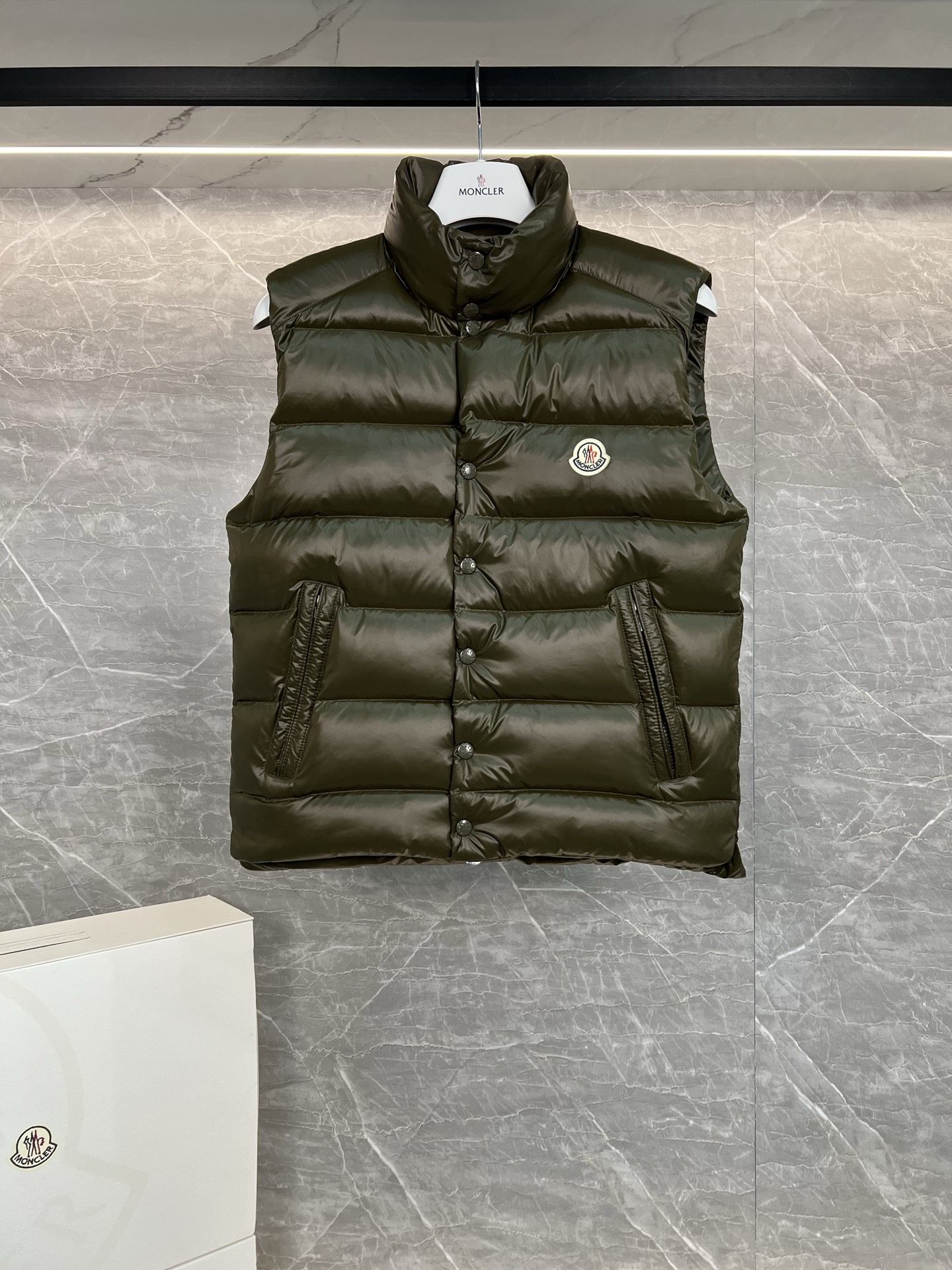 盟可睐 Moncler 高级成衣风衣外套及大衣服饰 #E9BB2EB8 5