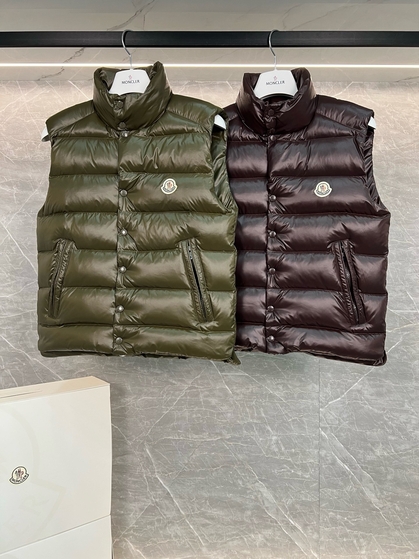 盟可睐 Moncler 高级成衣风衣外套及大衣服饰 #E9BB2EB8 3