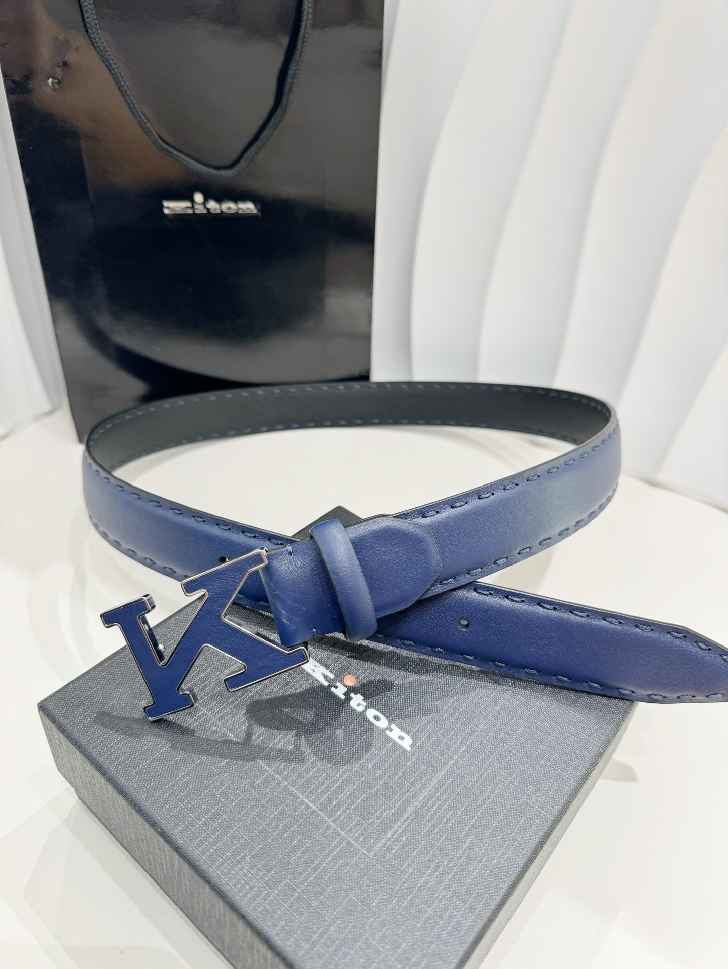 2024 Kiton Men’s Belt: Imported Calf Skin, Hand-Wired Fashion, 3.5CM Width - 图片 2