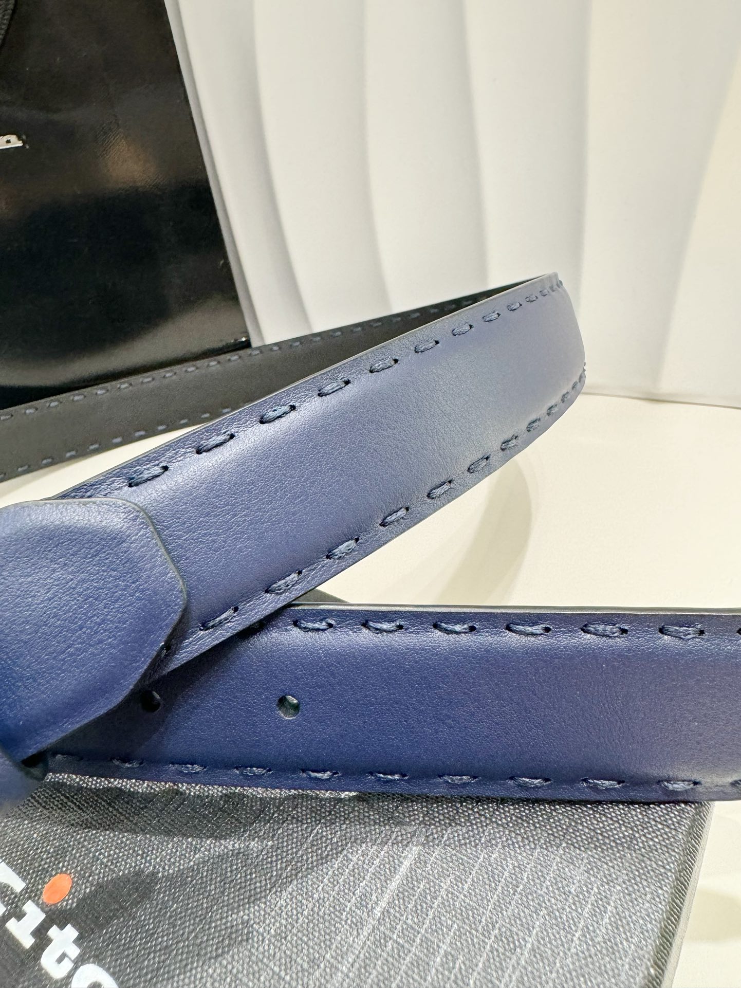 2024 Kiton Men’s Belt: Imported Calf Skin, Hand-Wired Fashion, 3.5CM Width - 图片 6